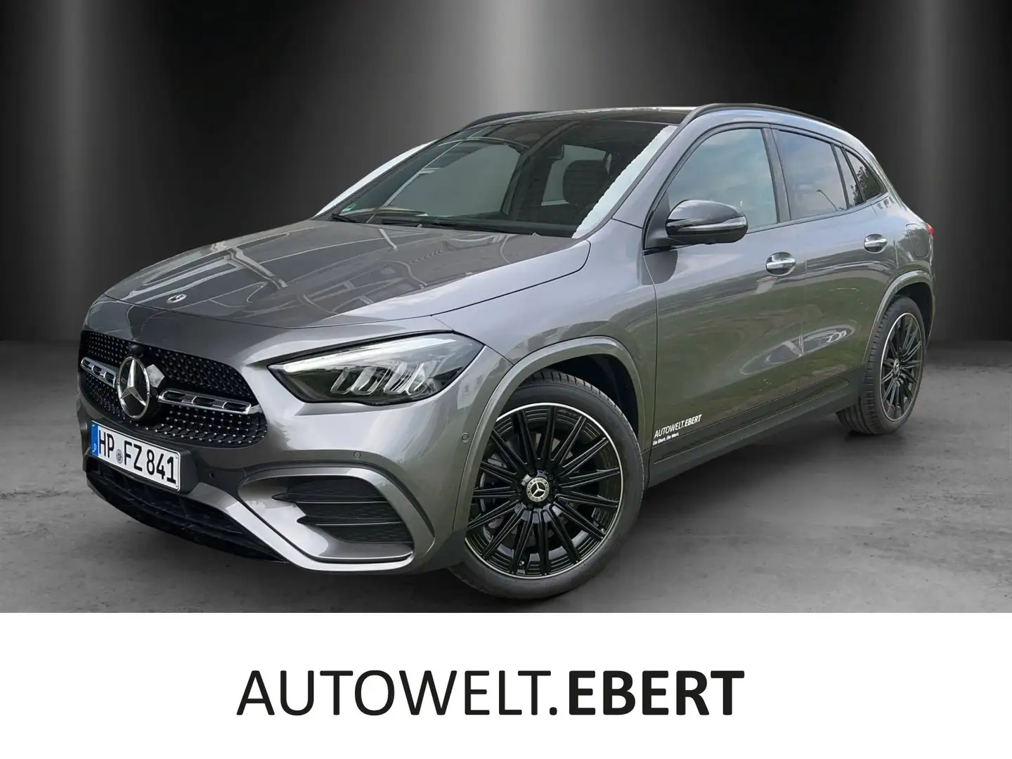 Mercedes-Benz GLA 200 d AMG Pano 360° DISTRO KeyGO NIGHT Grau - 1