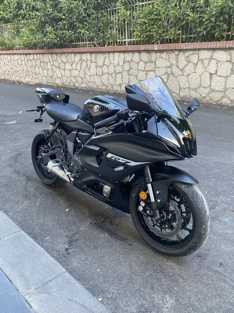 Yamaha YZF-R7 - 1