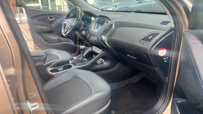 Hyundai iX35 Style/SHZ/PDC/Klima/USB/Xenon/ANHK — photo 7