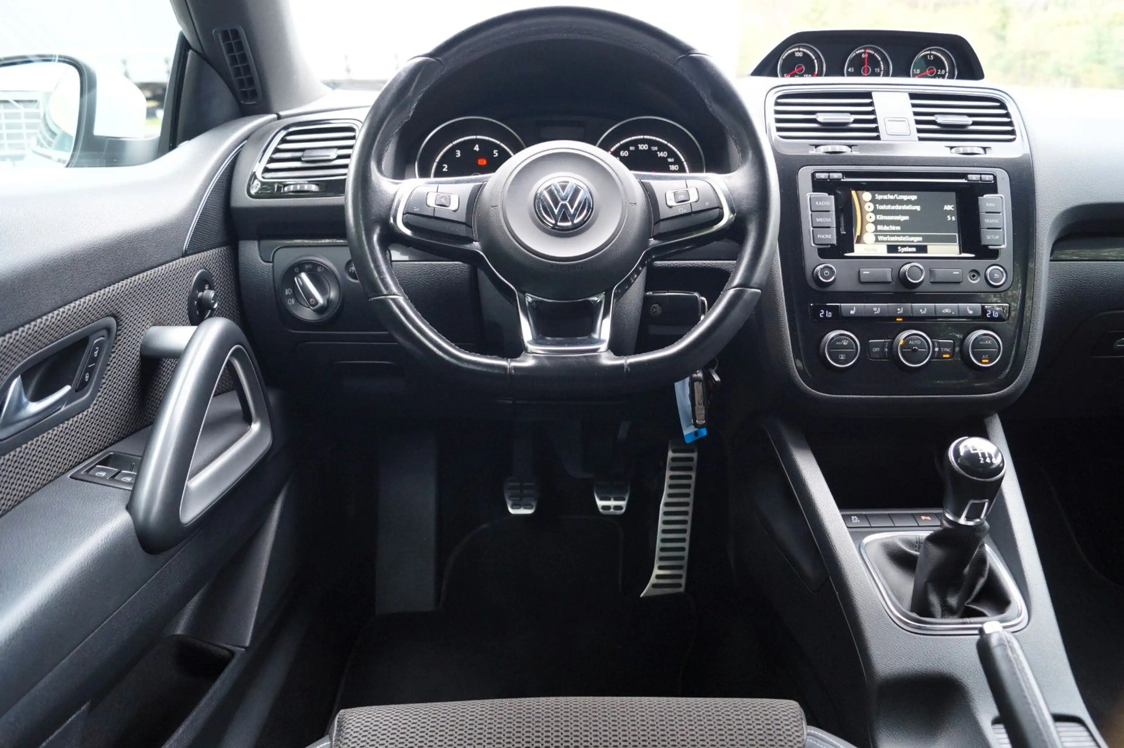 Volkswagen Scirocco Basis BMT/Start-Stop/ Euro 6/ SHZ/ PDC — photo 15