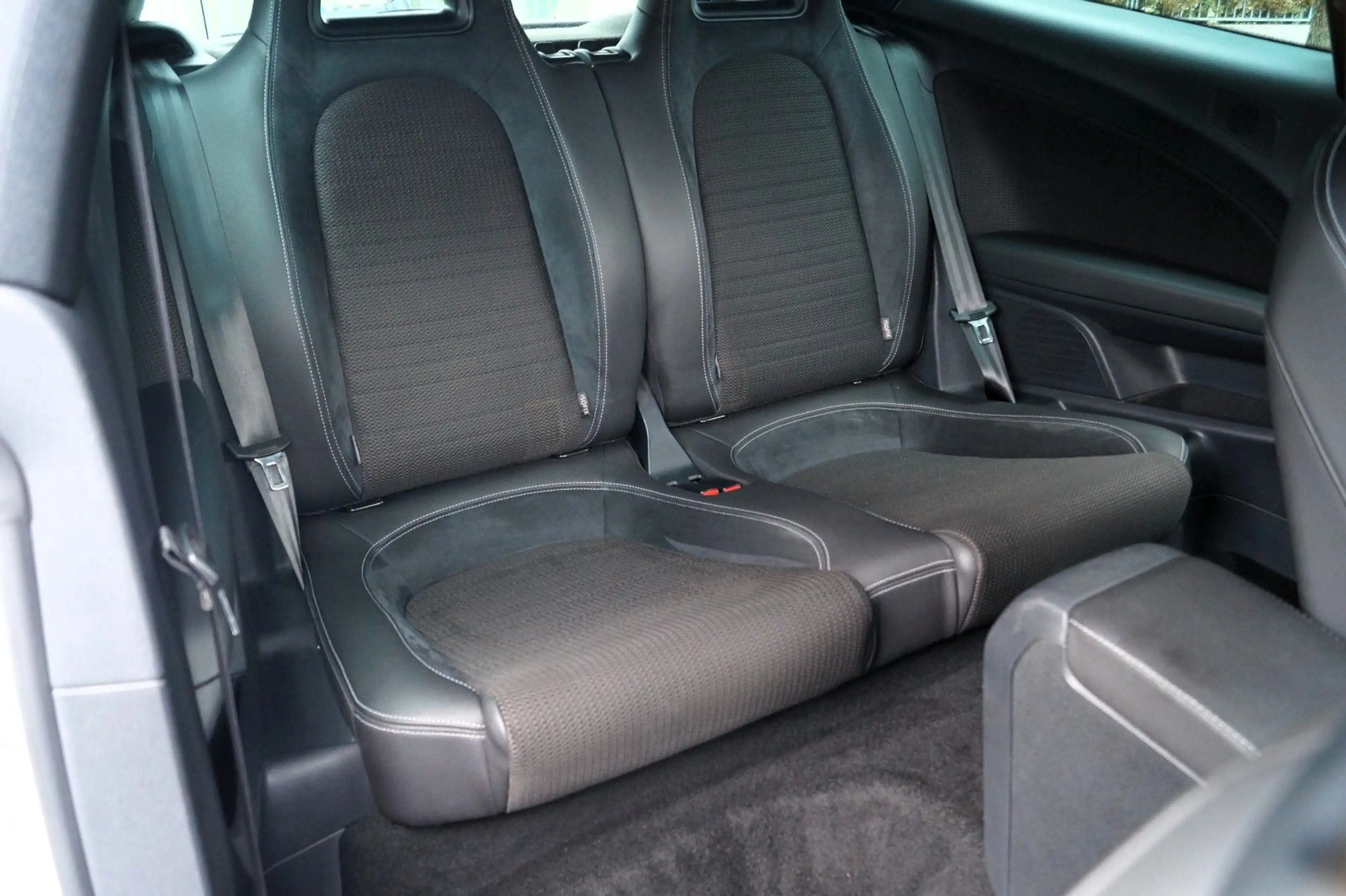 Volkswagen Scirocco Basis BMT/Start-Stop/ Euro 6/ SHZ/ PDC — photo 9