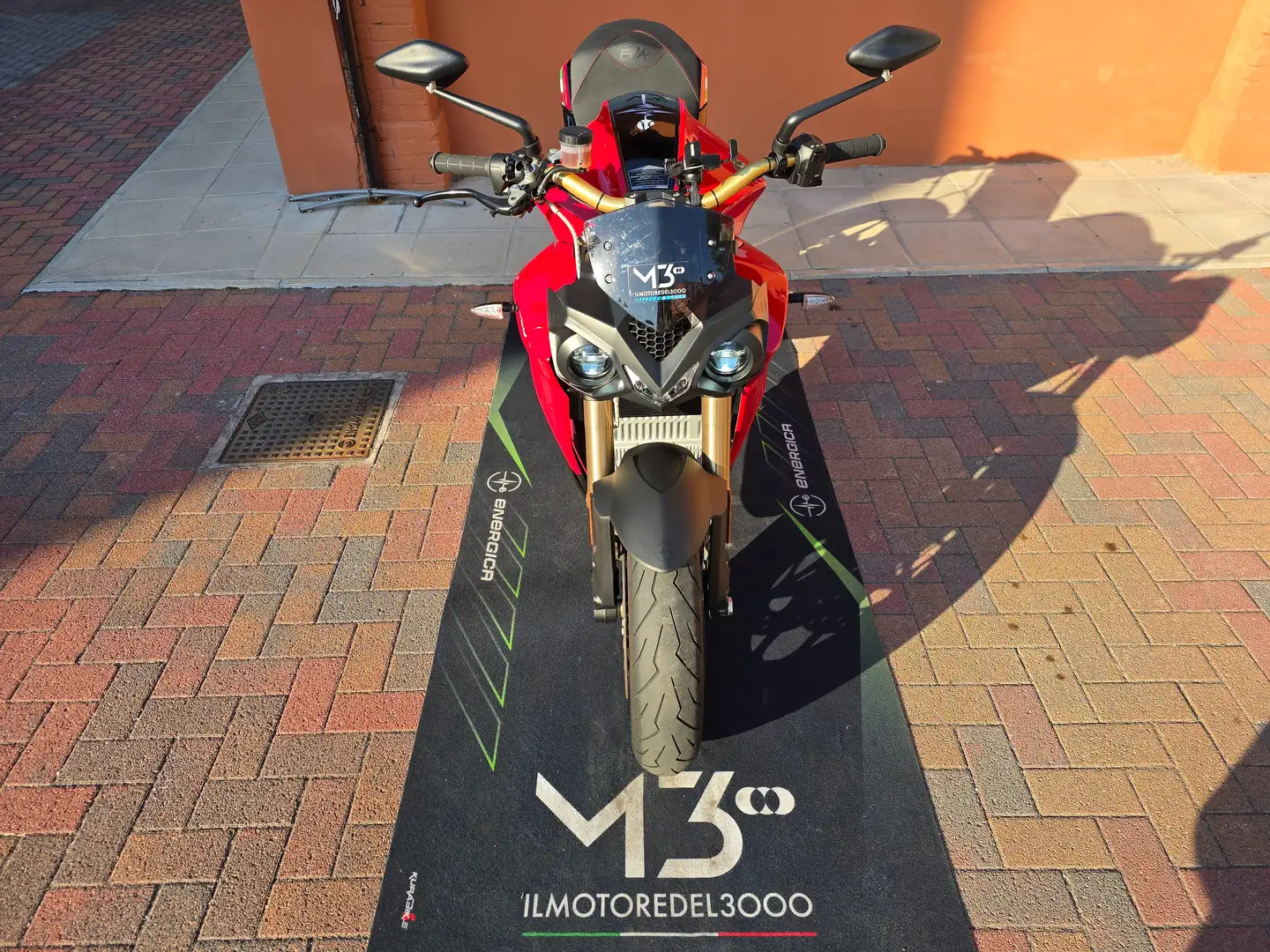 Energica Eva Ribelle Rosso - 2