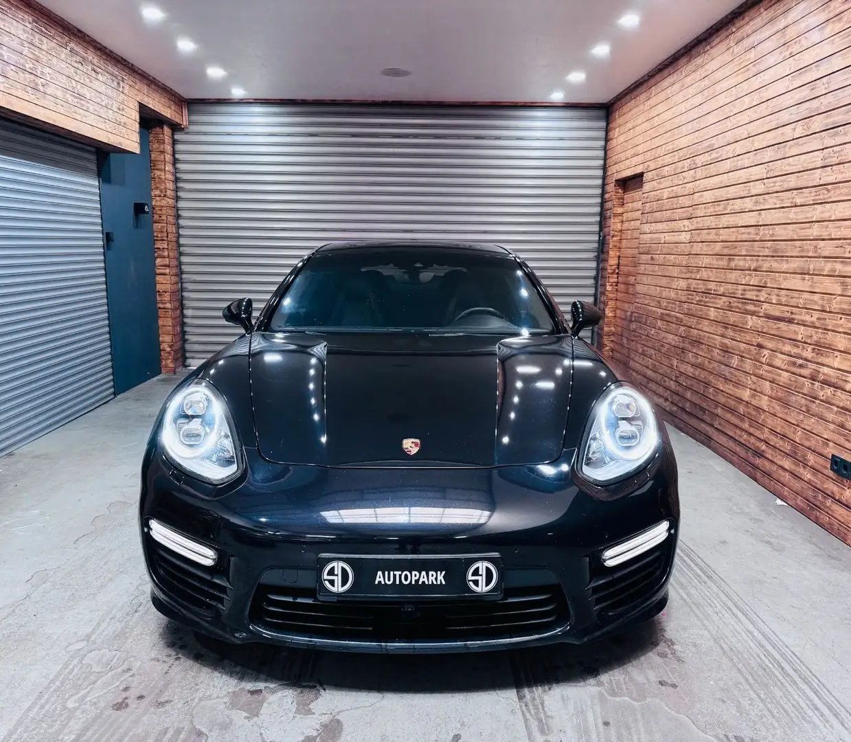 Porsche Panamera Turbo Executive/GTS/LANG/BURMESTER Schwarz - 2