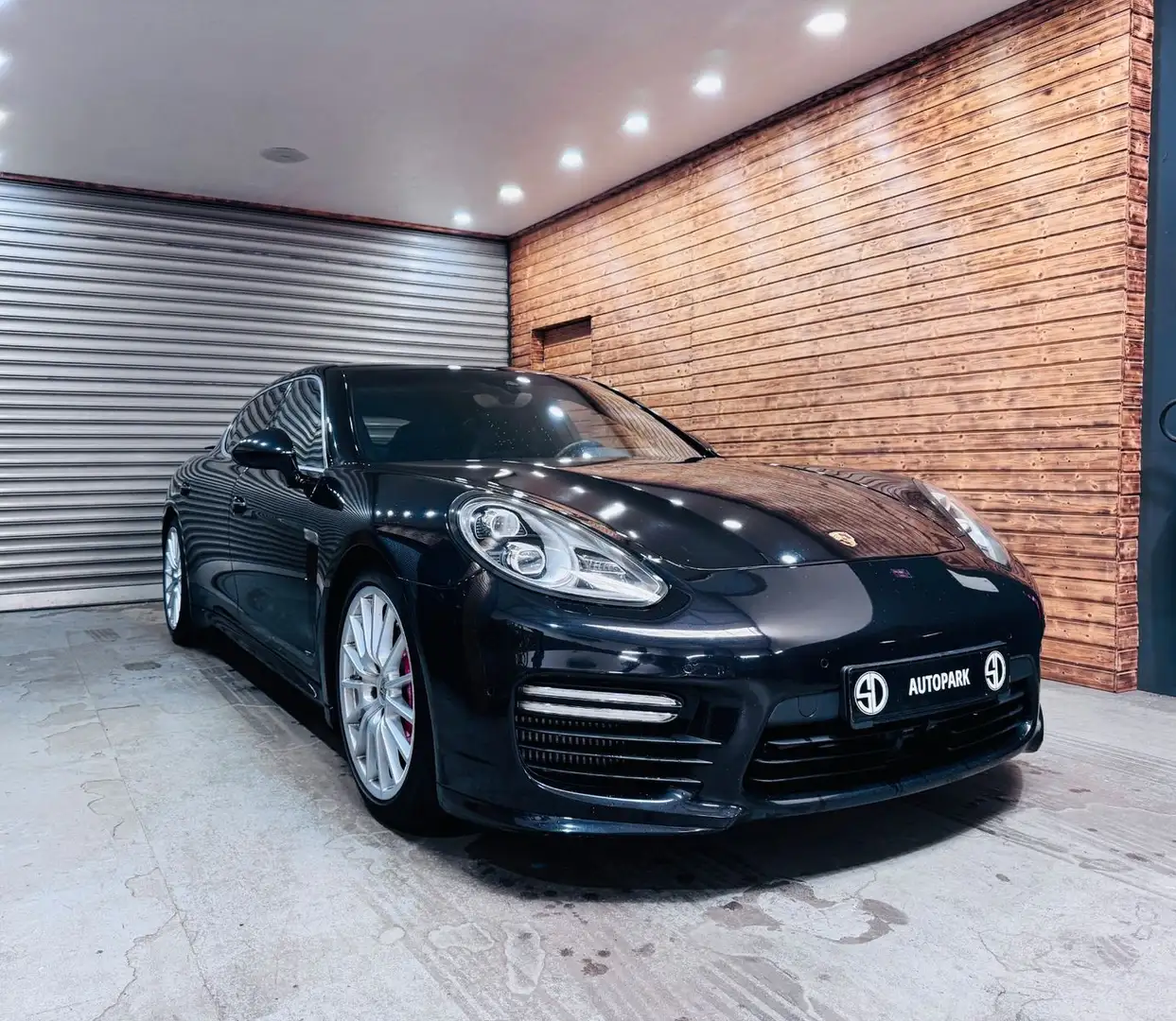 Porsche Panamera Turbo Executive/GTS/LANG/BURMESTER Schwarz - 1