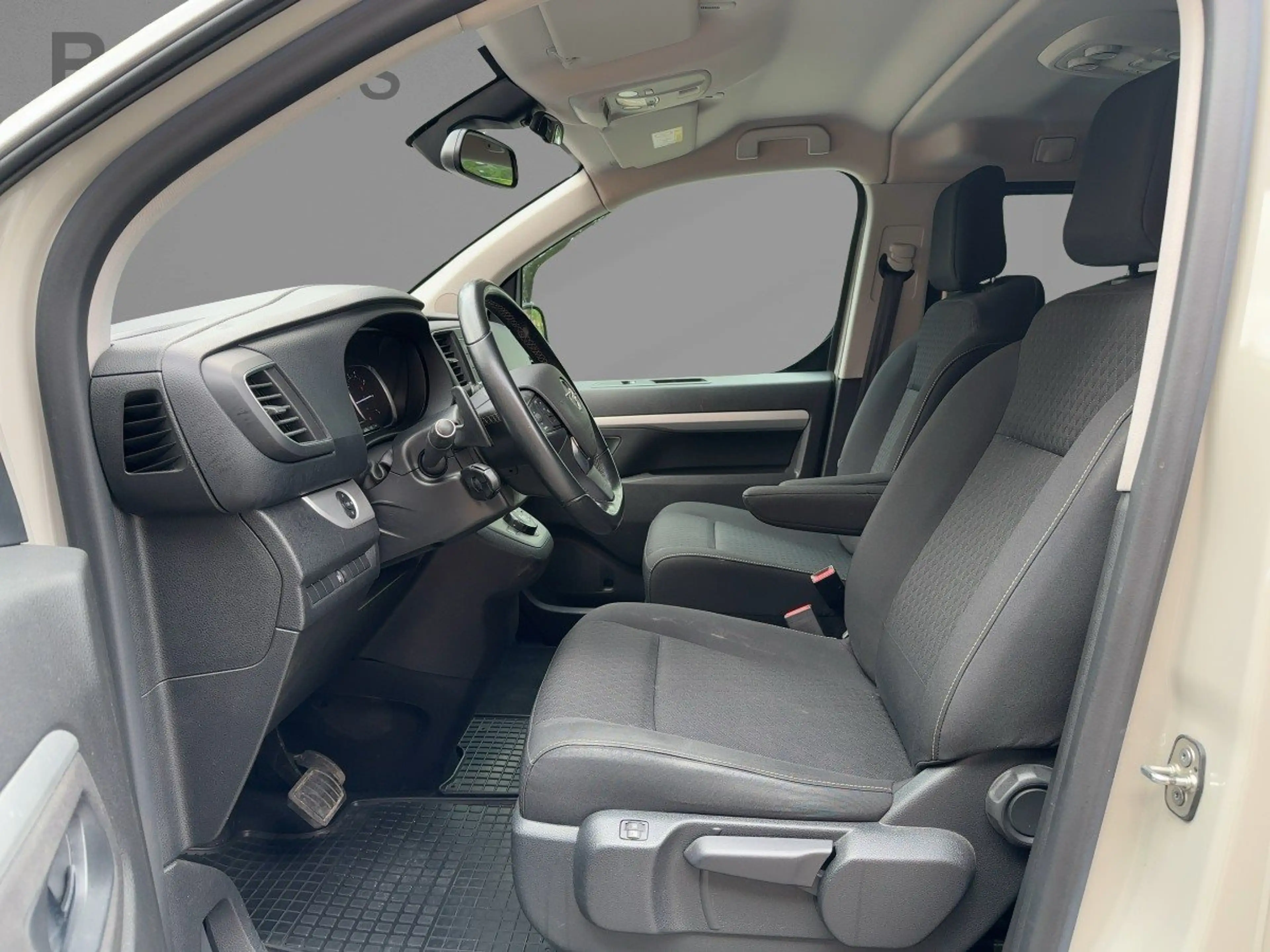 Opel Zafira Life Edition M ACC CAM TWA AHK — photo 9