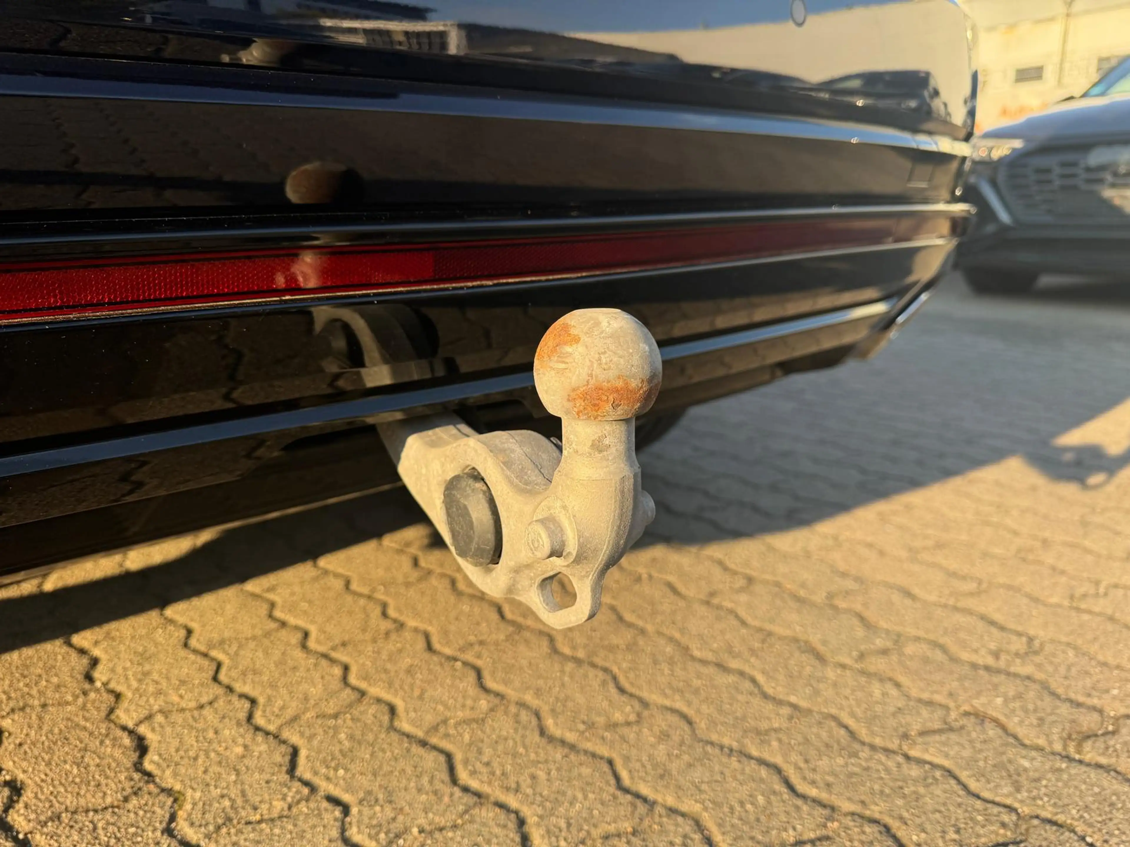 Volkswagen Touareg R e-Hybrid ACC AIR AHK PANO 360° 21Z — photo 10