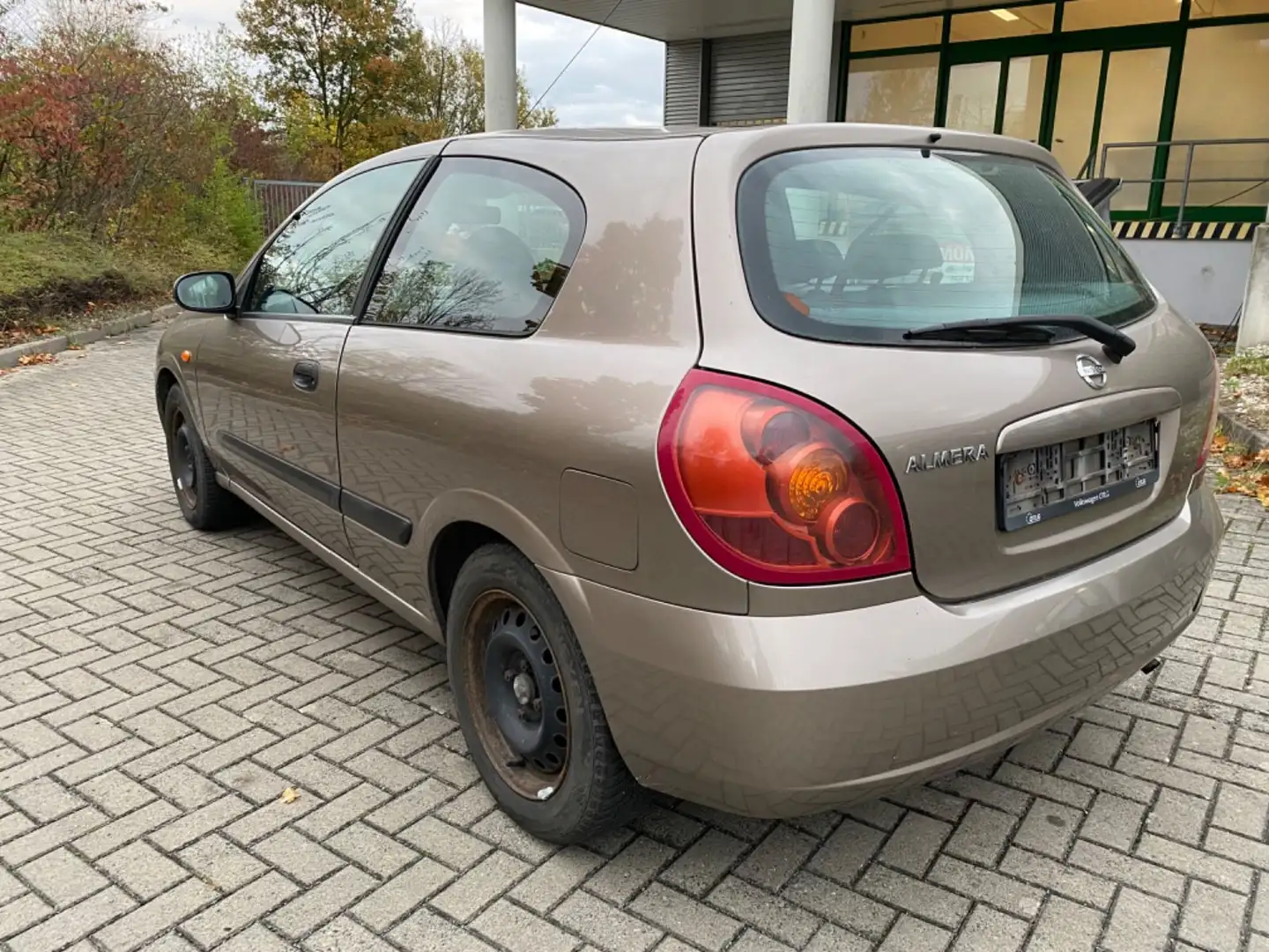 Nissan Almera Visia Klima+Bluetooth+HU 09/25 Hnědá - 2