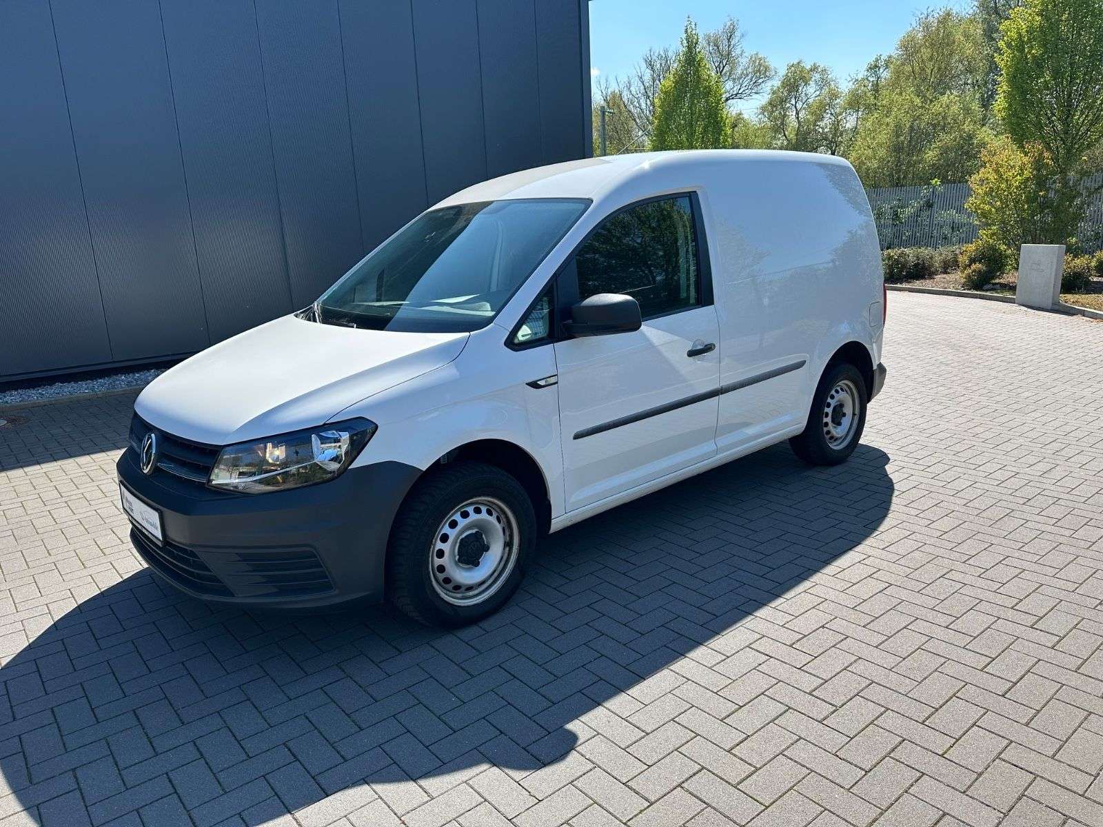 Second hand Volkswagen Caddy 2.0