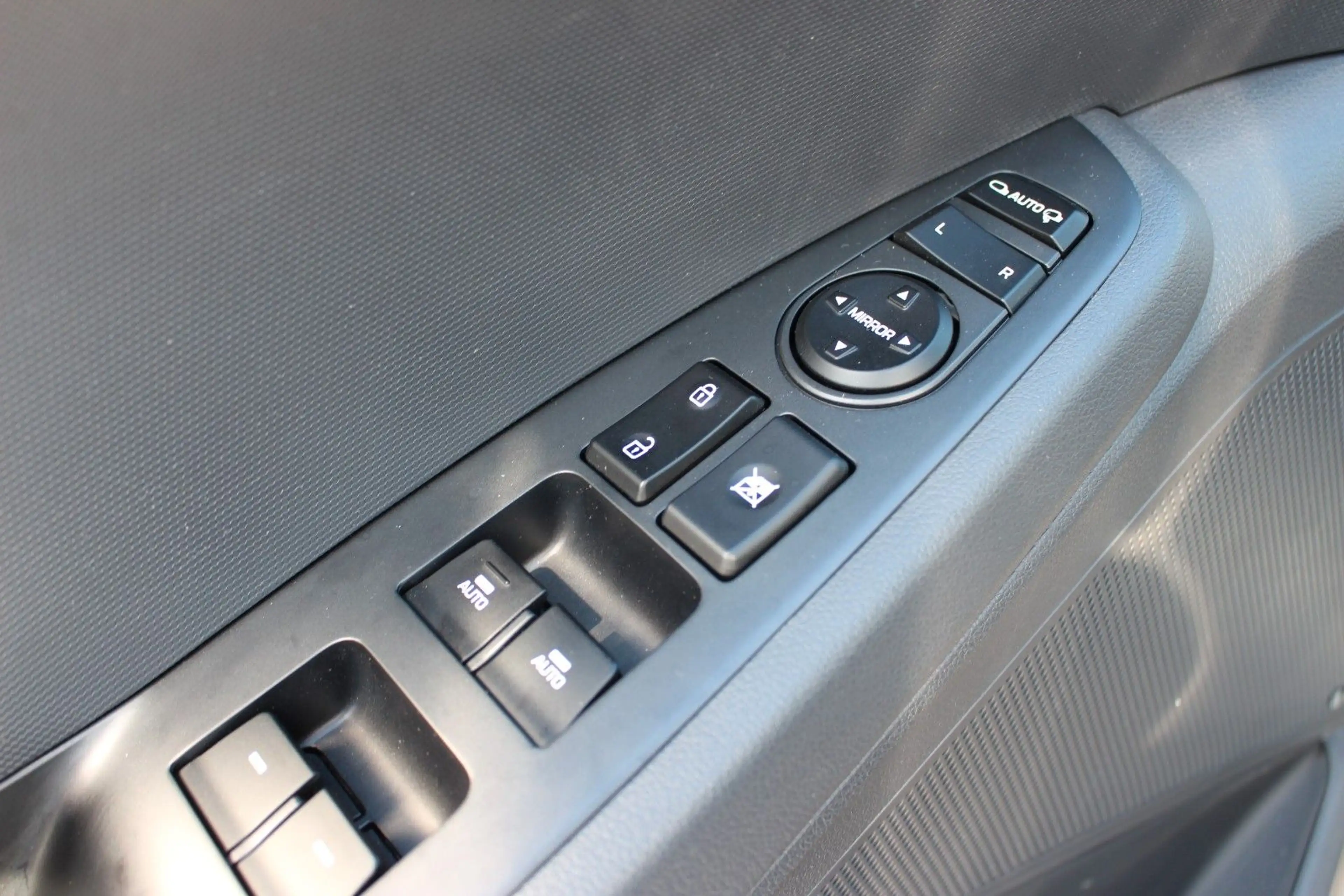 Hyundai IONIQ 1.6l GDi HYBRID/VOLL SHEFT/LED/NAVI/SHZ/ — photo 11