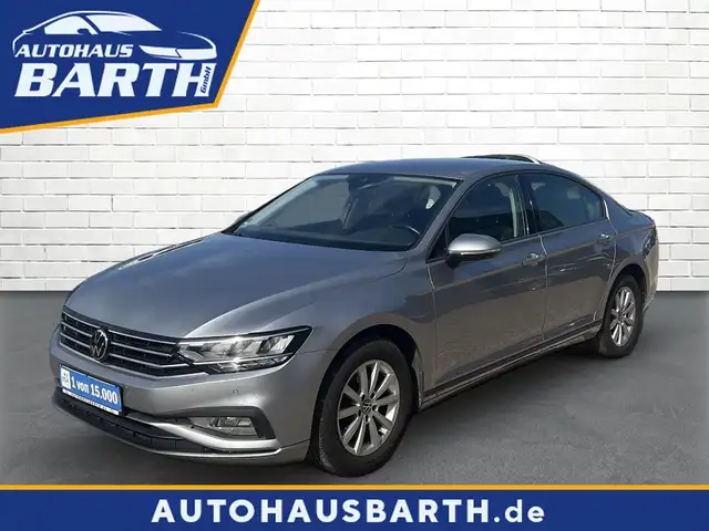 Volkswagen Passat 2.0 TDI *LED *Navi *SHZ *AHZV *RFK*
