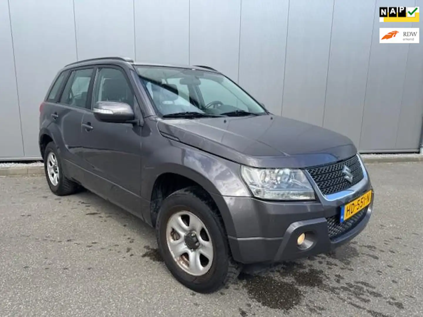 Suzuki Grand Vitara 2.0-16V Exclusive automatic Gris - 1