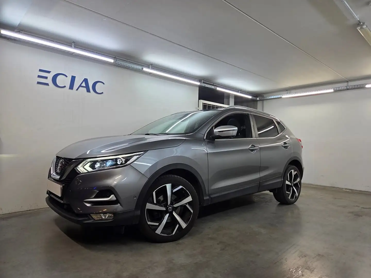 Nissan Qashqai Tekna Xtronic - 74613km Grau - 1