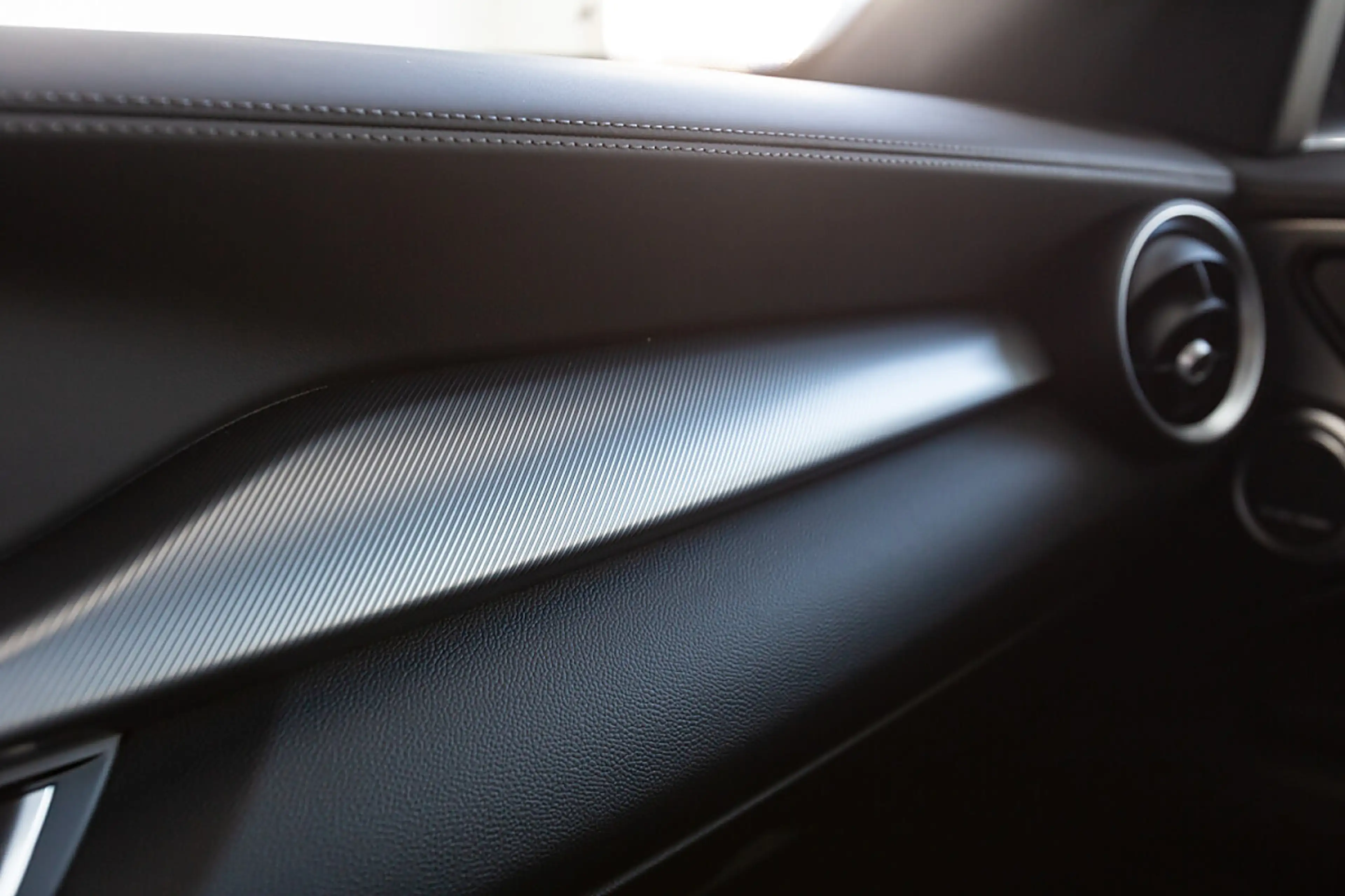 Alfa Romeo Stelvio 2.2 JTDM Veloce Q4 (EURO 6e) — photo 12