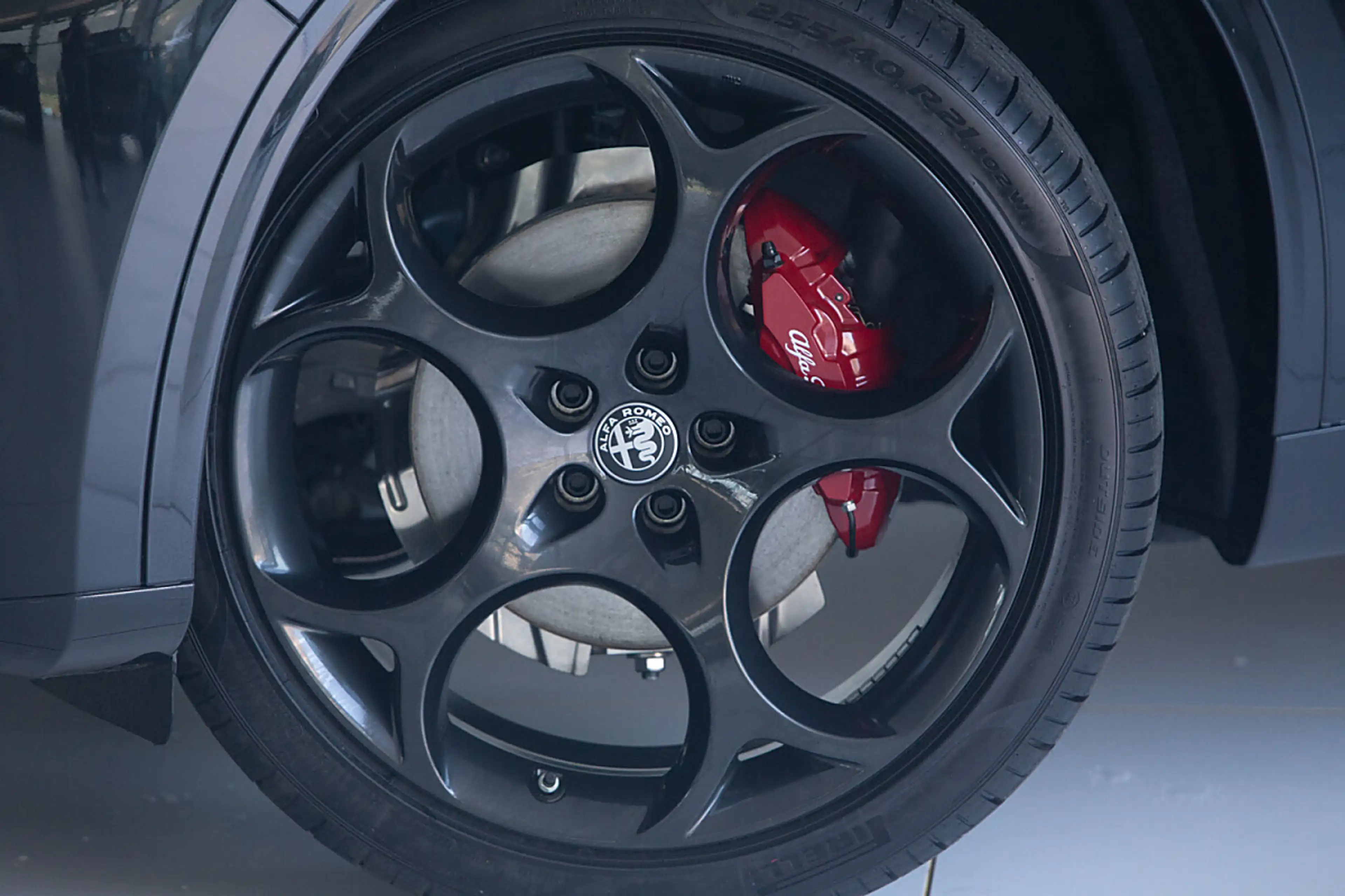 Alfa Romeo Stelvio 2.2 JTDM Veloce Q4 (EURO 6e) — photo 4