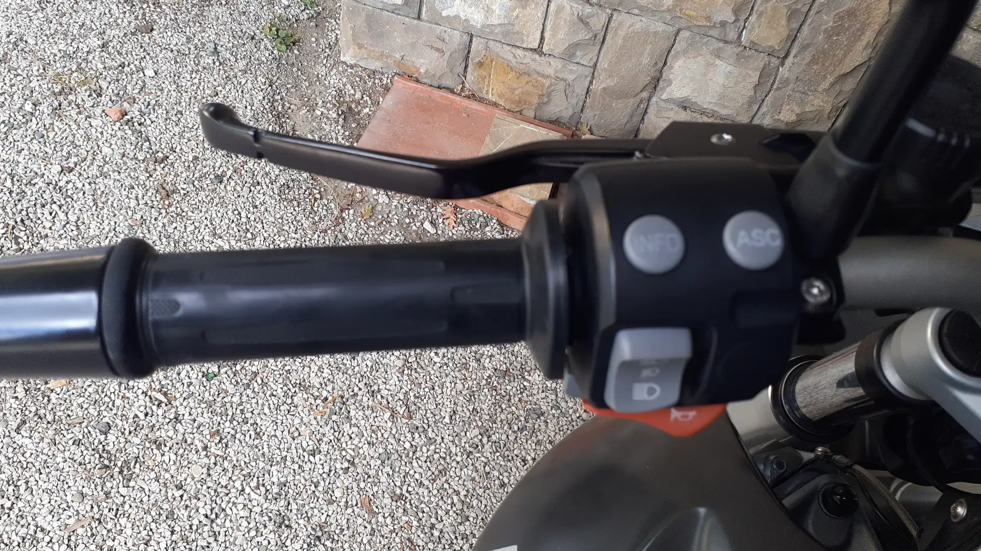 BMW R 1200 R Bialbero - 2