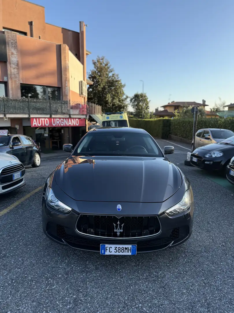 Maserati Ghibli 3.0 V6 ds 275cv auto my16 E6 Gris - 2