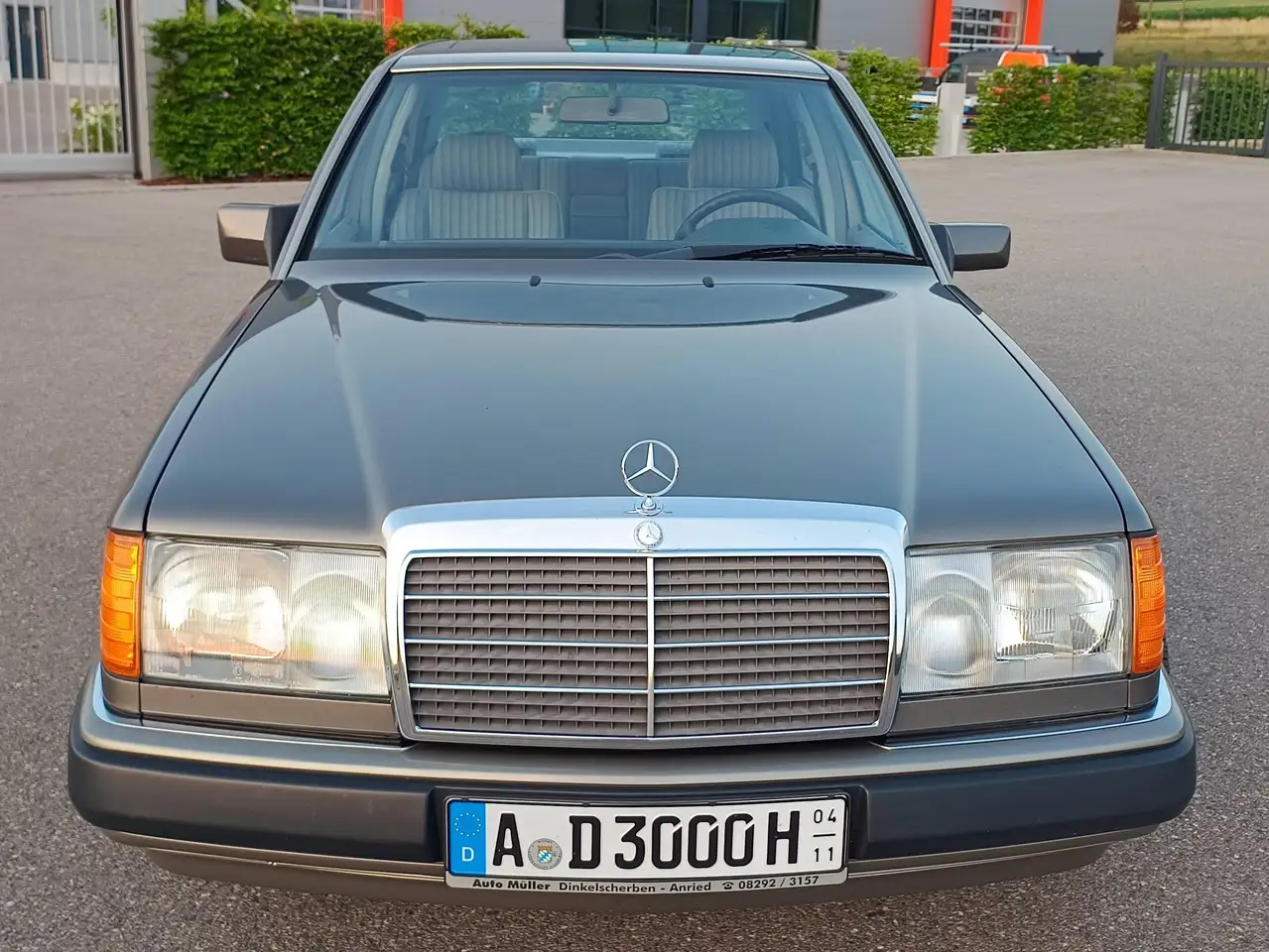 Mercedes-Benz 300 W124, foto 3