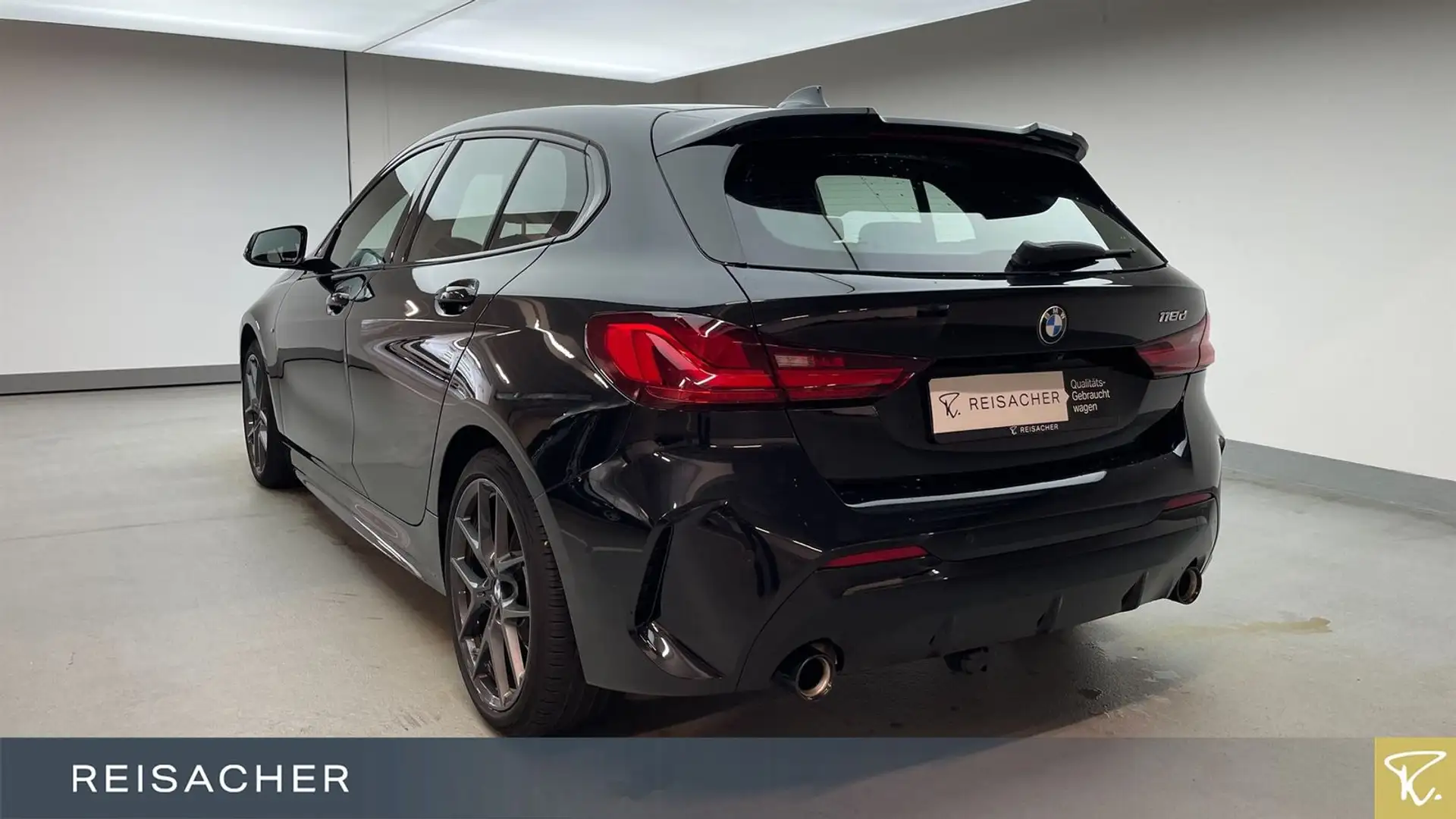 BMW 118 dA M-Sport AHK LCProf PA adaptLED elHk Schwarz - 2