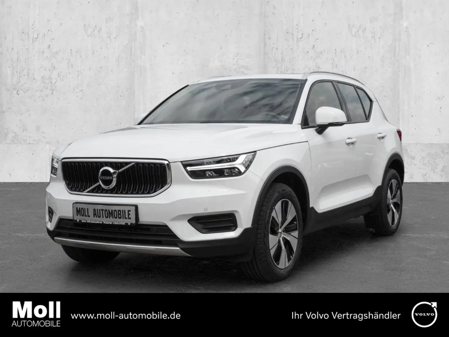 Volvo XC40 Momentum Pro 2WD T3 EU6d El. Panodach Navi Digital White - 1
