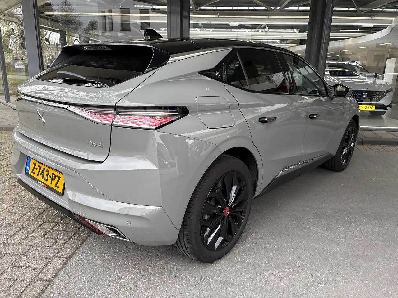 DS Automobiles DS 4 2024