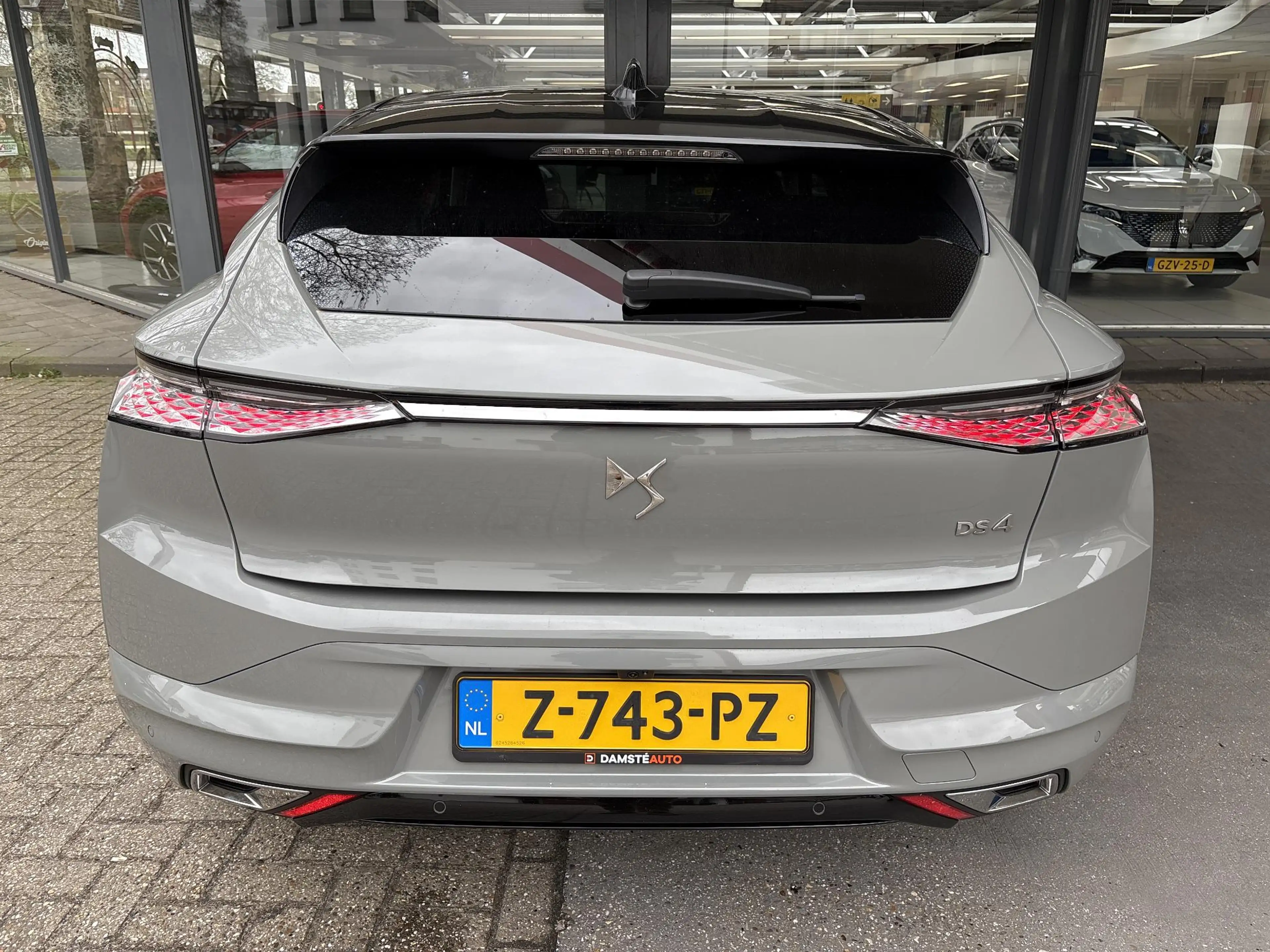DS Automobiles DS 4 1.2 PureTech Bastille — photo 4