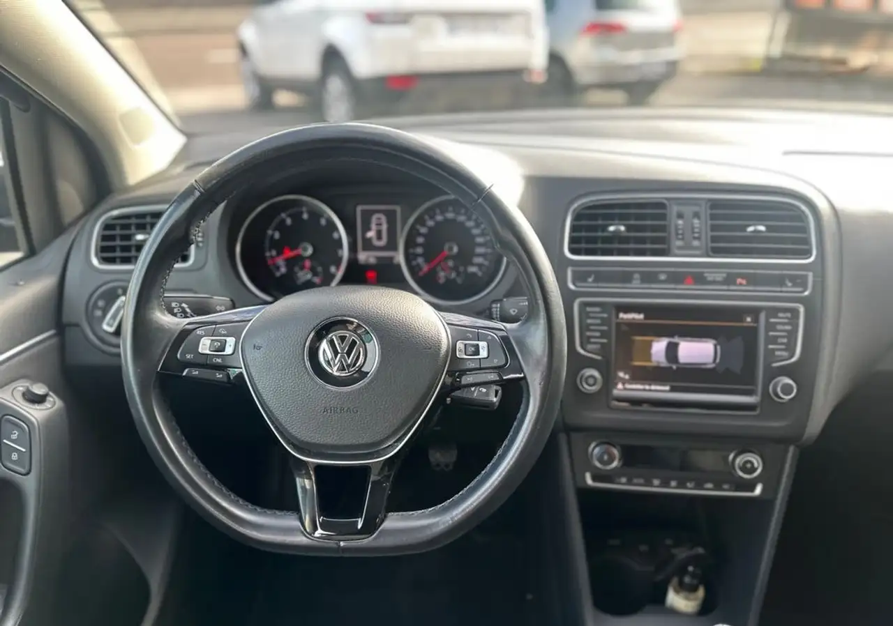 Volkswagen Polo Citadine 5 portes — photo 3