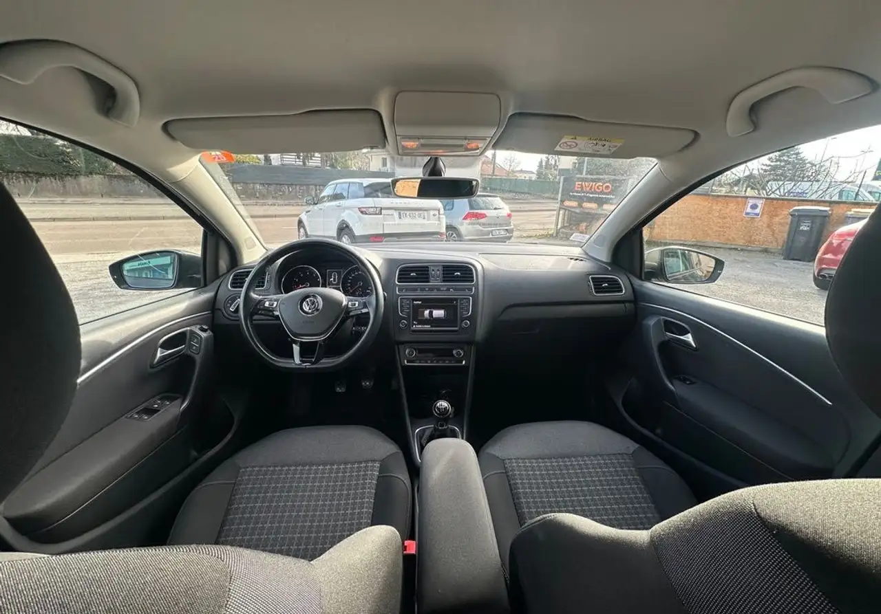 Volkswagen Polo Citadine 5 portes — photo 23