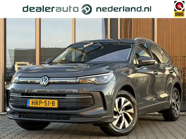 Volkswagen Tiguan 1.5 eTSI Life Edition | Elect Trekhaak | Camera |