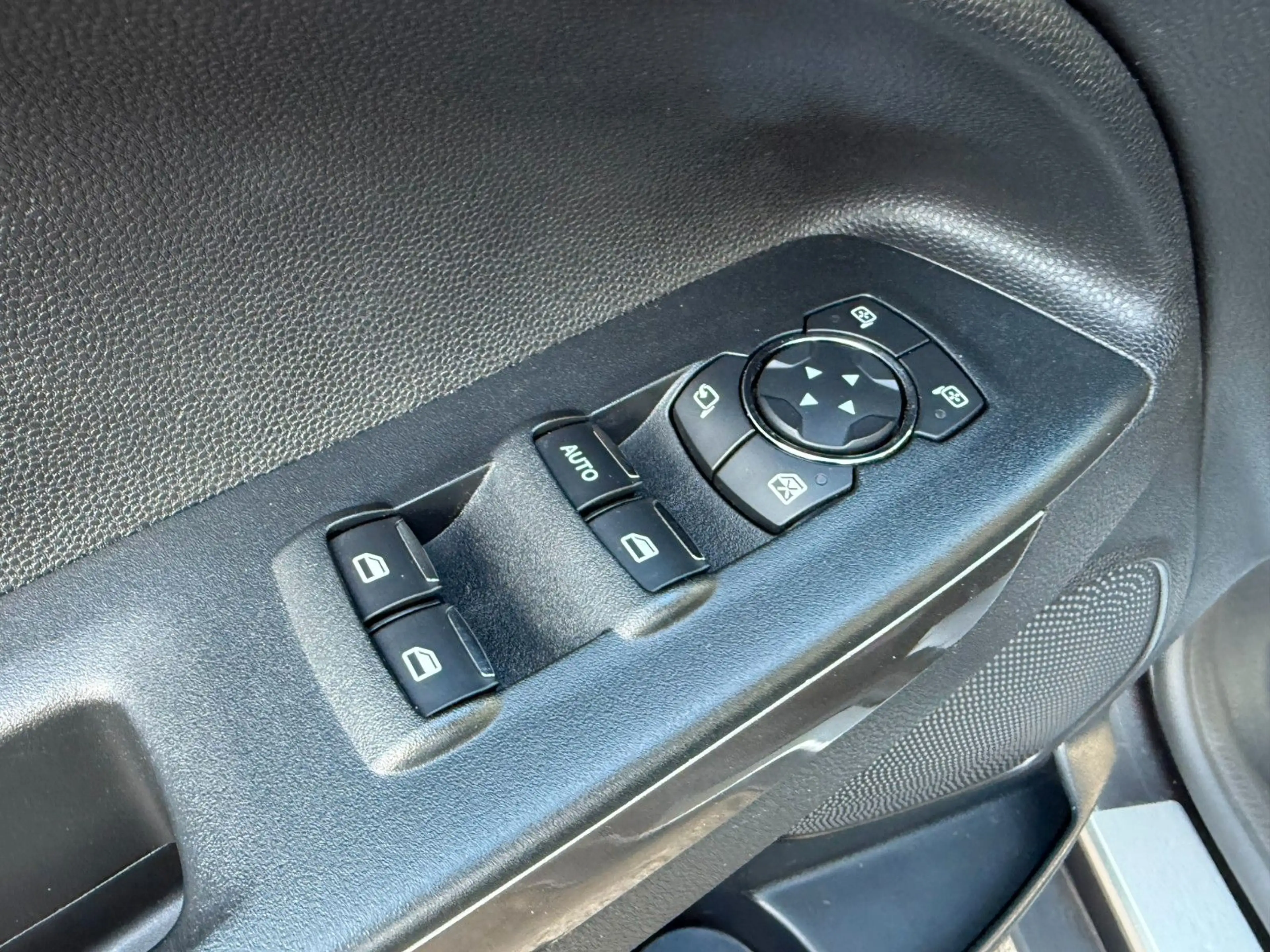 Ford EcoSport Cool & Connect 1.HAND/KLIMA/NAVI/PDC — photo 9