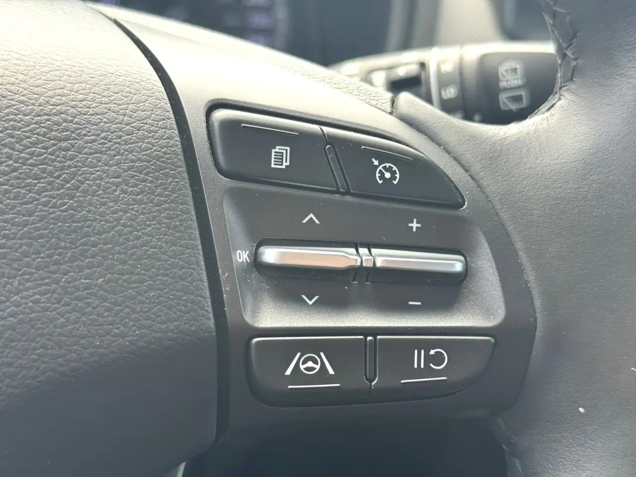 Hyundai KONA photo Hyundai KONA