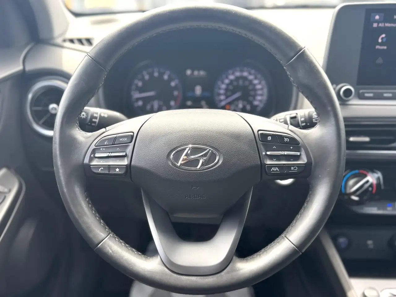 Hyundai KONA photo Hyundai KONA