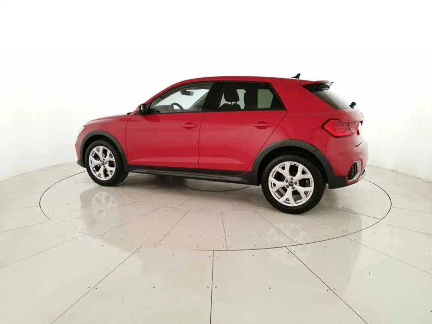Audi A1 allstreet 25 1.0 tfsi Admired 95cv Rosso - 2