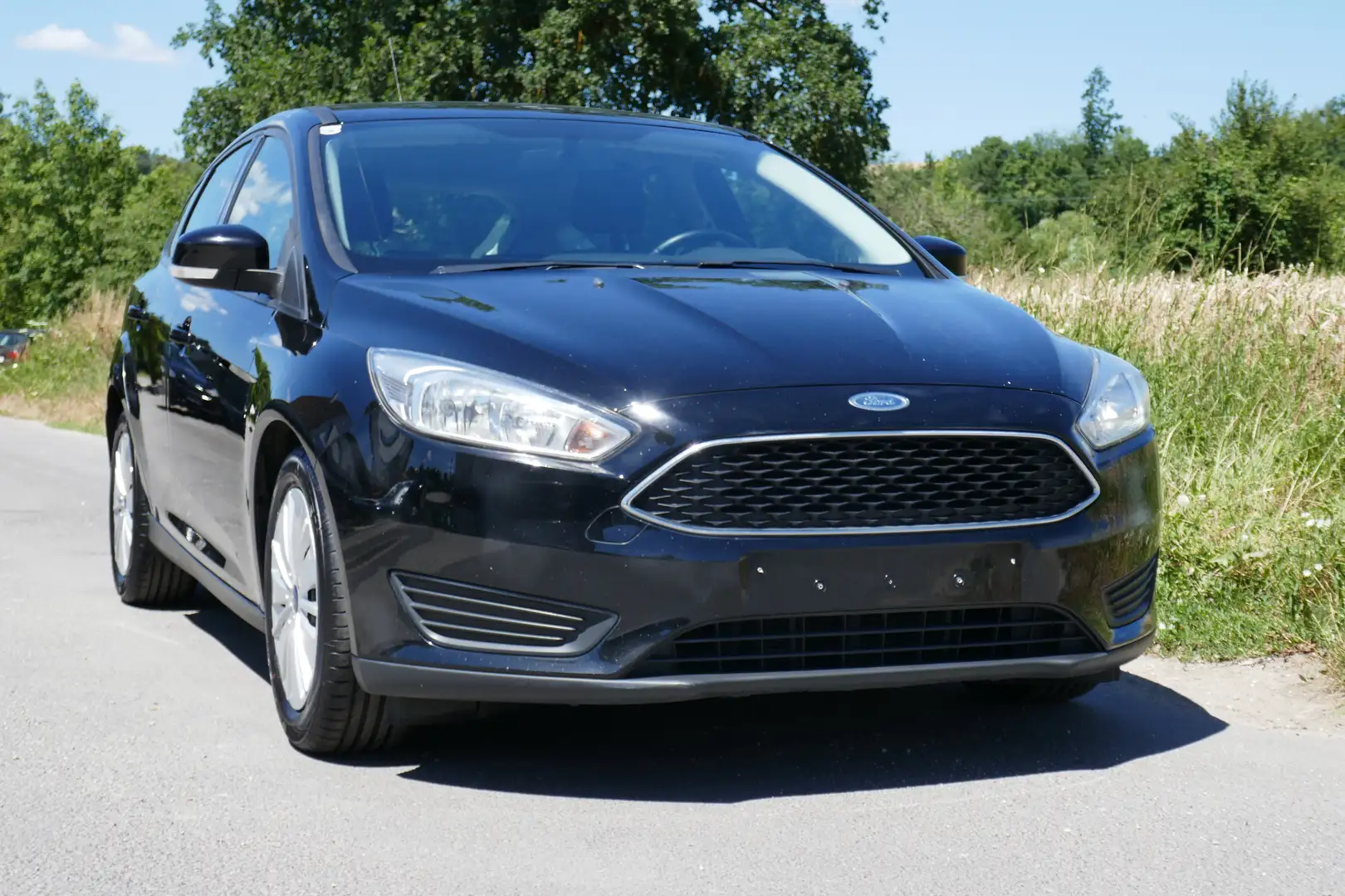 Ford Focus Focus Lim. Business Schwarz - 2
