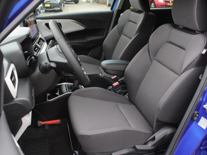 Suzuki Swift 1.2 Style Smart Hybrid | Navi | Cruise | Clima | H — photo 5