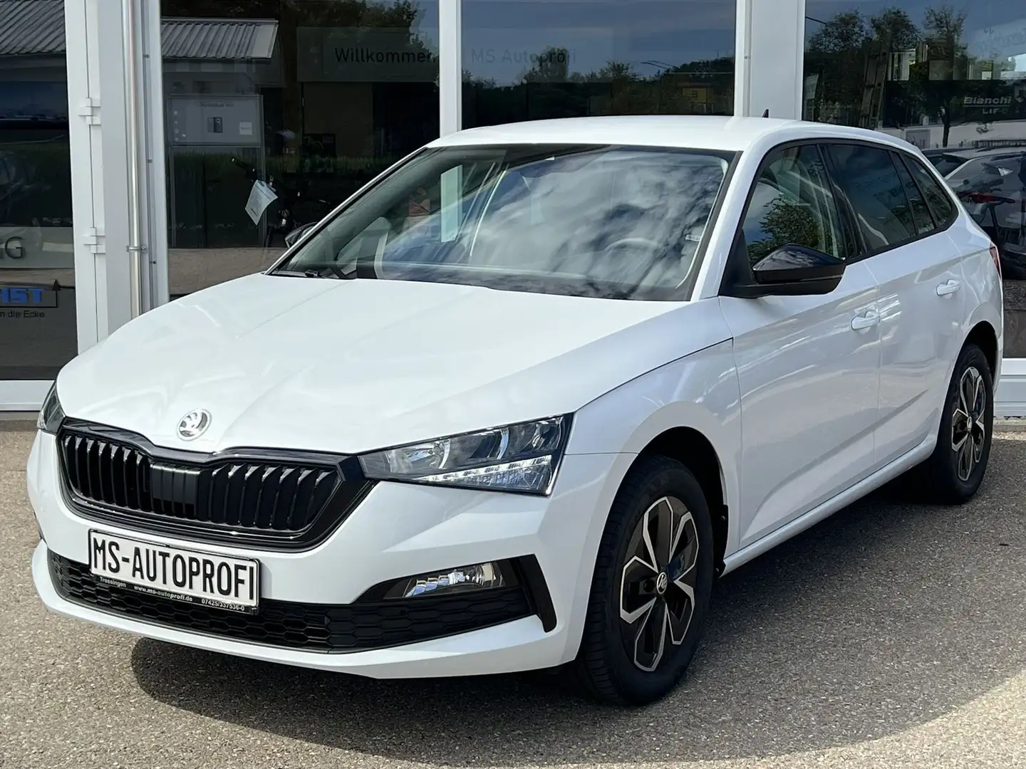 Skoda Scala 1.0 TSI DSGBlackline Ambition ACC CarPlay Bianco - 1