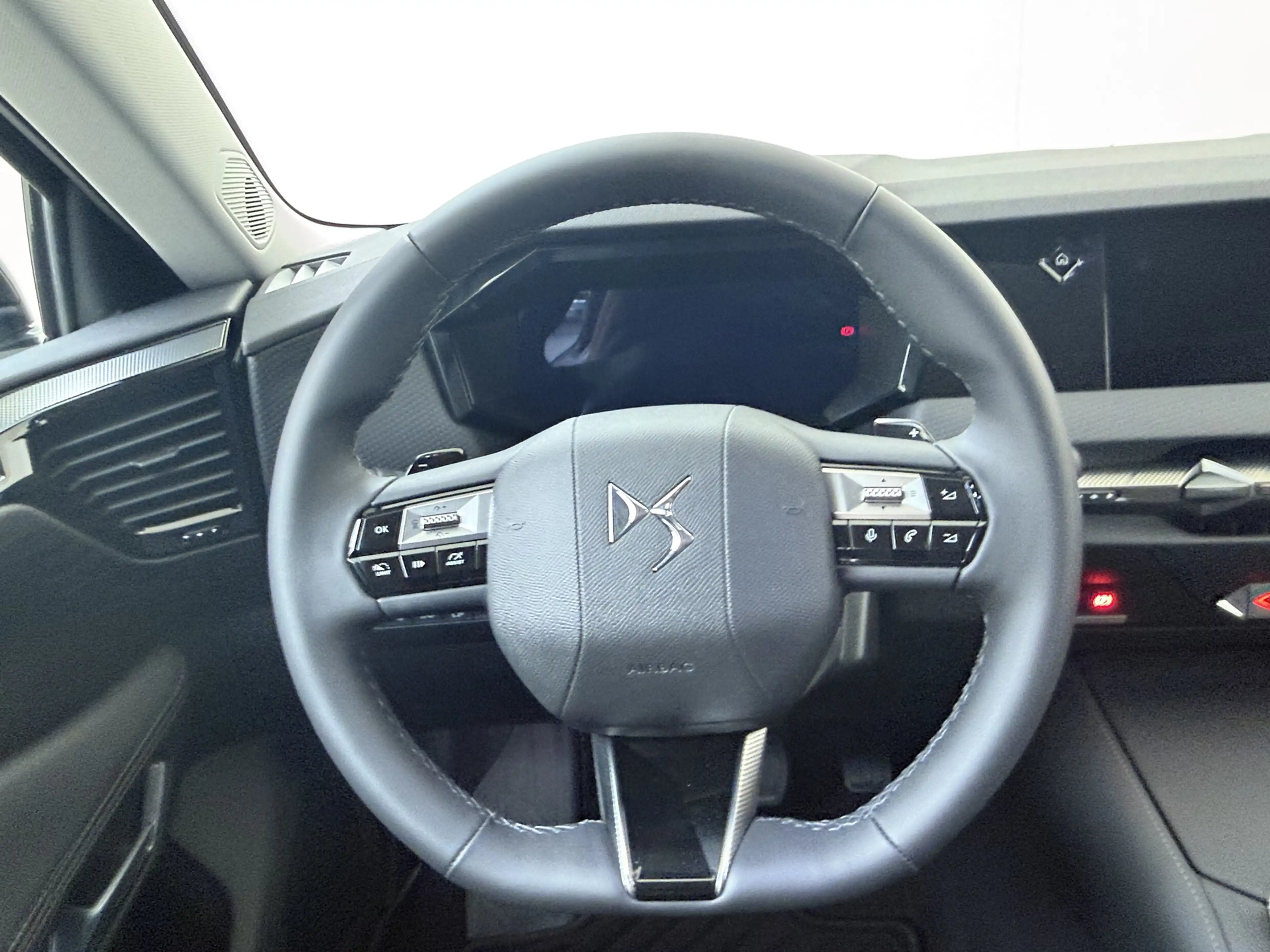 DS Automobiles DS 4 No 1.6 PHEV Pallas | Pack Tech | Pack Comfort | Ch — photo 6