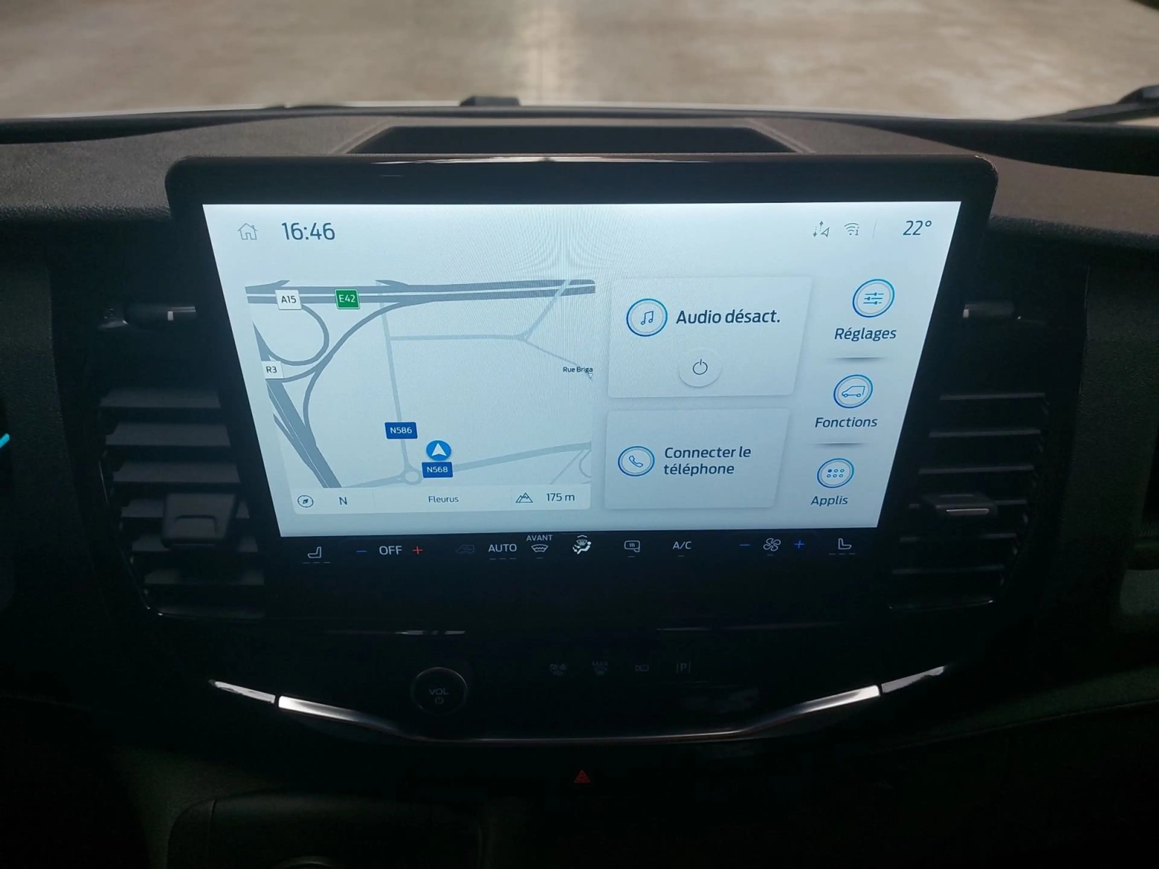 Ford Transit TREND 350L L3H2 Electric 67kWh RWD DEMO — photo 11