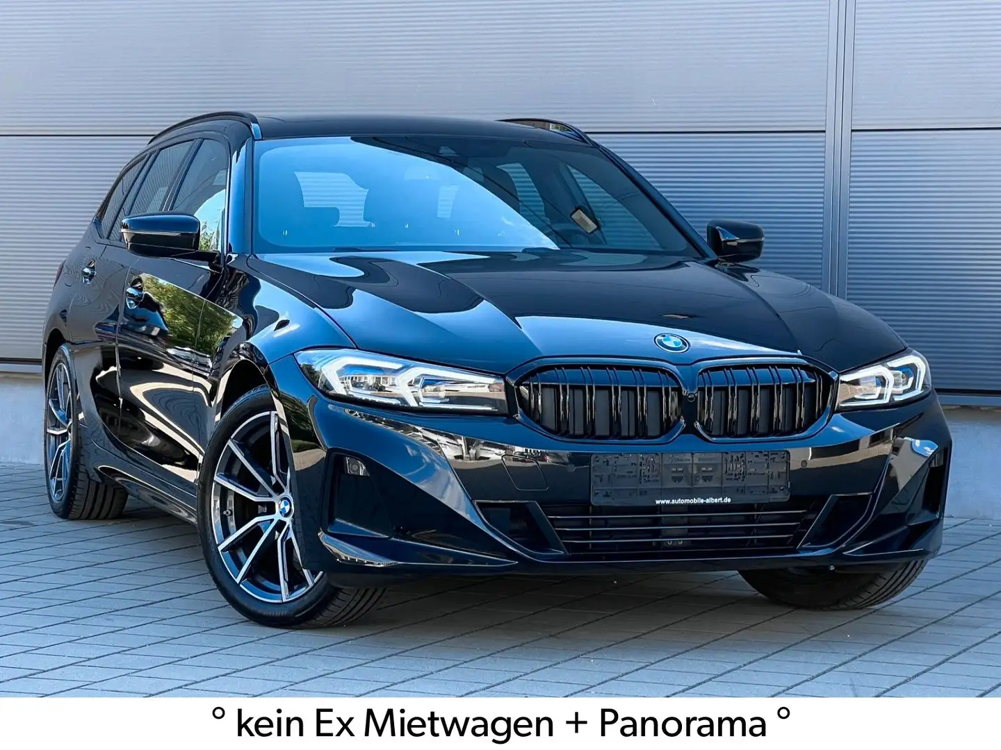 BMW 320 d Tour. *Pano*Harman/Kardon*DrivAss*el. Sitze Noir - 1