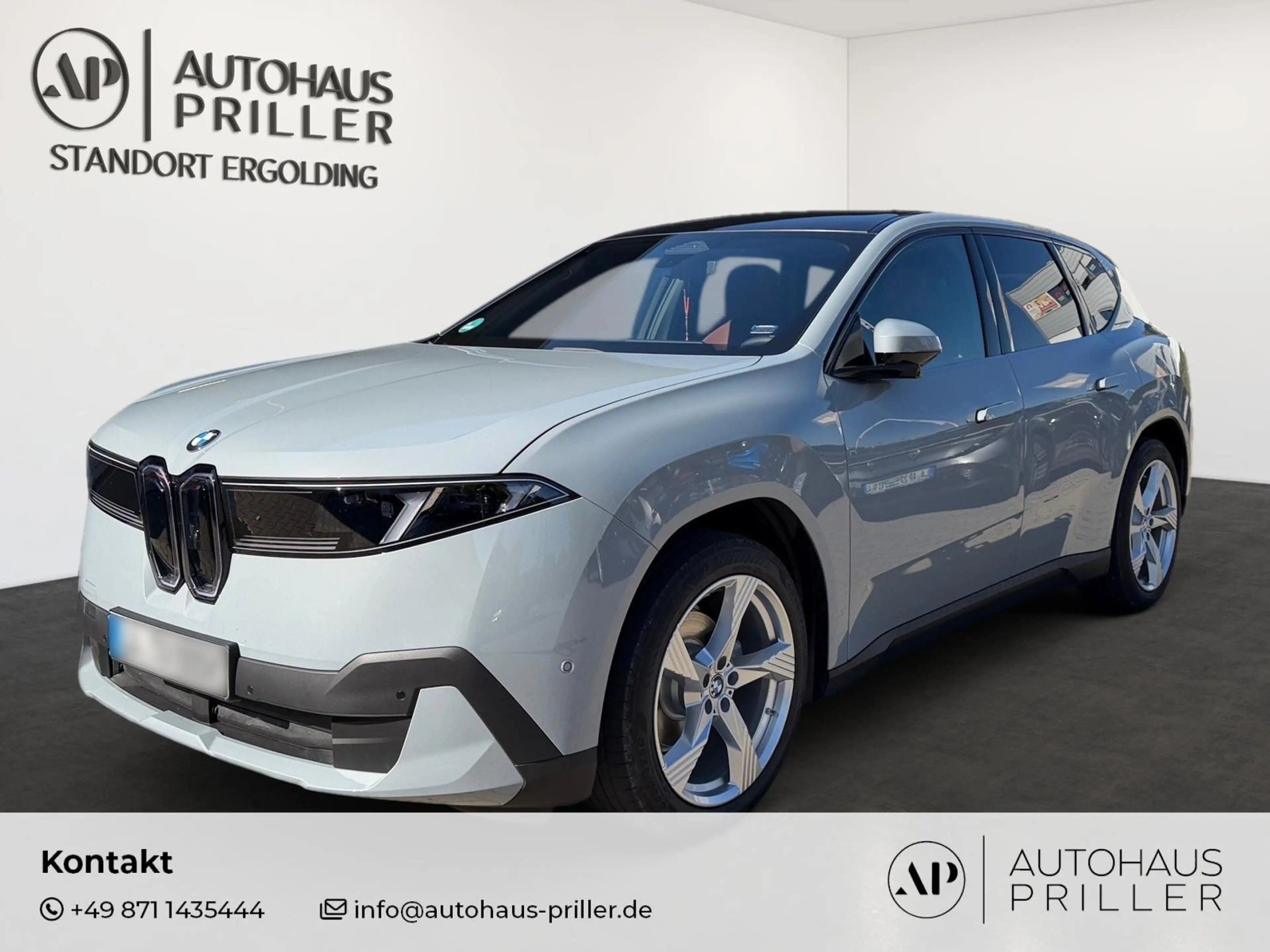 BMW iX3 50 xDrive *AHK/HARMAN/PANO/HUD*