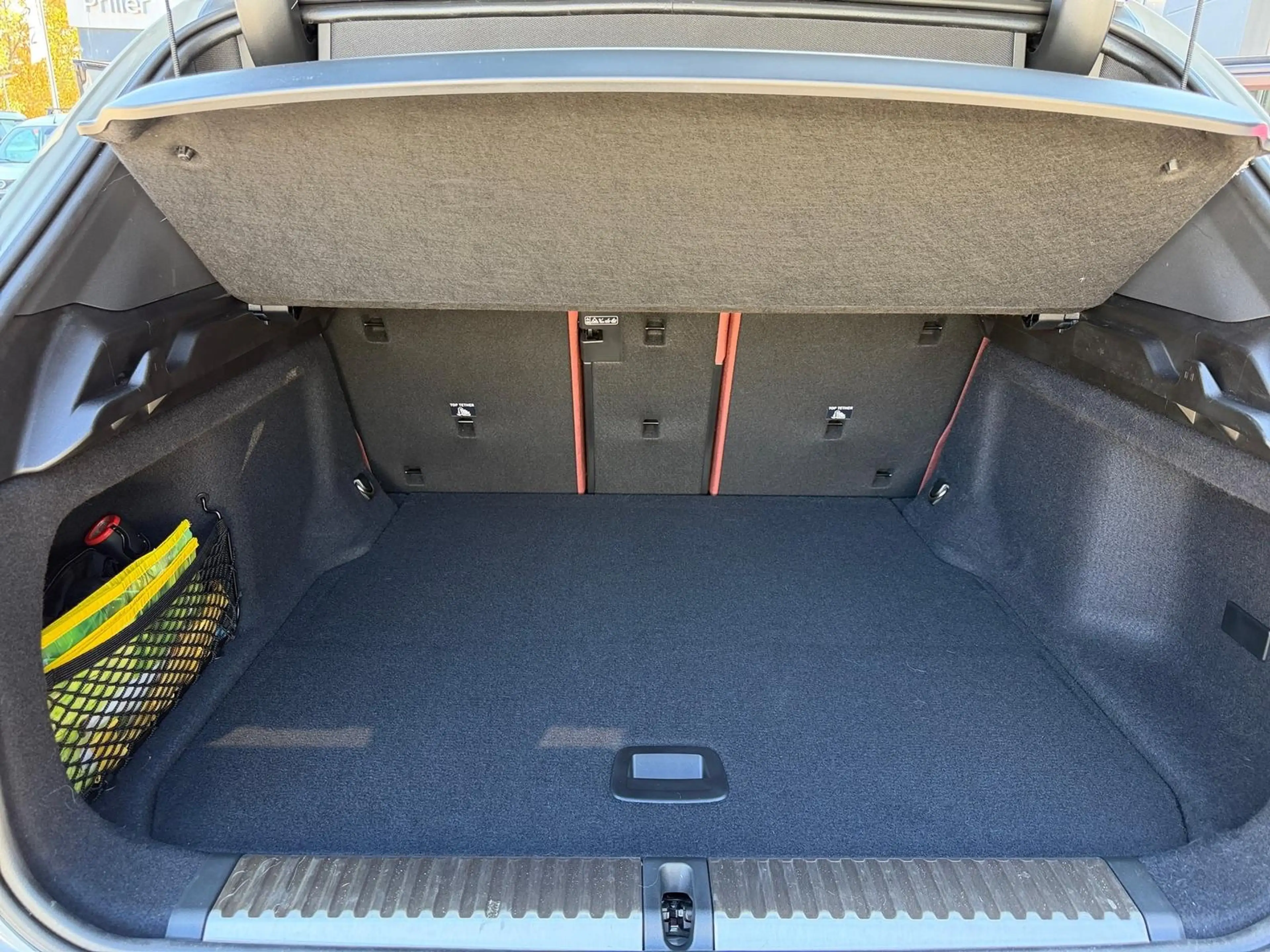 BMW iX3 50 xDrive *AHK/HARMAN/PANO/HUD* — photo 11
