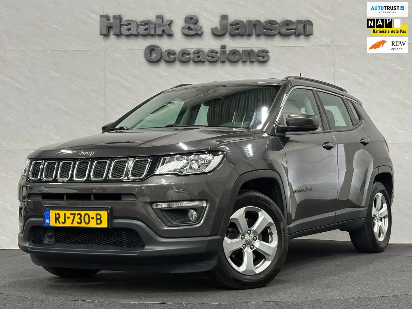 Jeep Compass 1.4 MultiAir Longitude Cruisecontrol Trekhaak Acht Grijs - 1