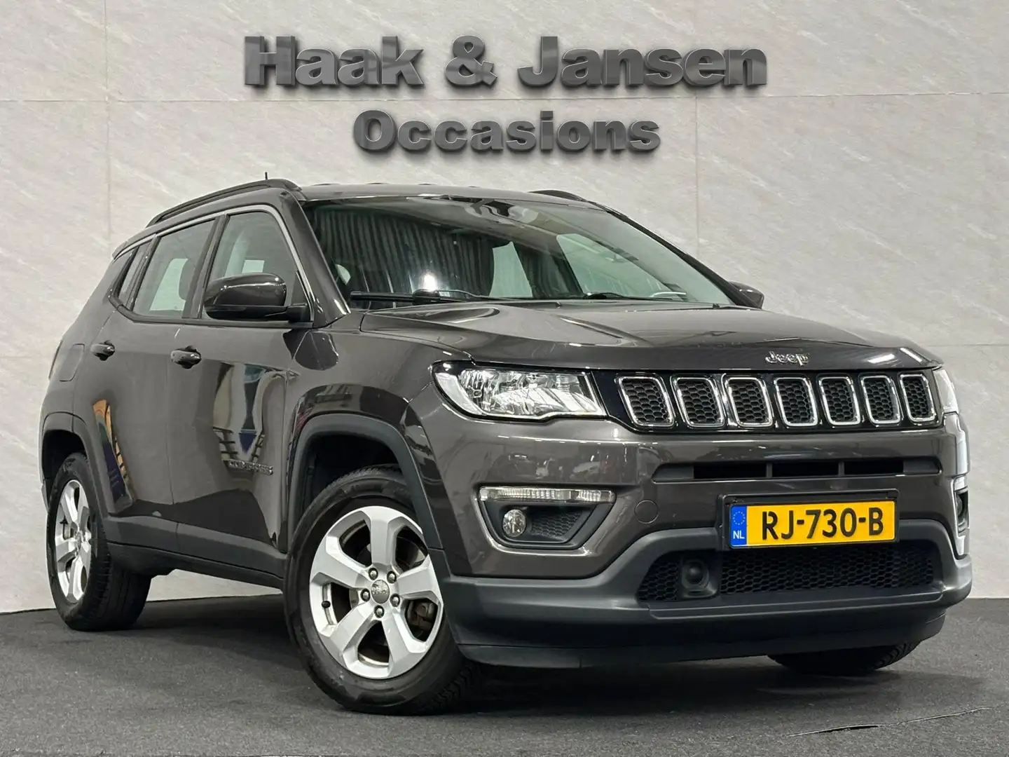 Jeep Compass 1.4 MultiAir Longitude Cruisecontrol Trekhaak Acht Grijs - 2