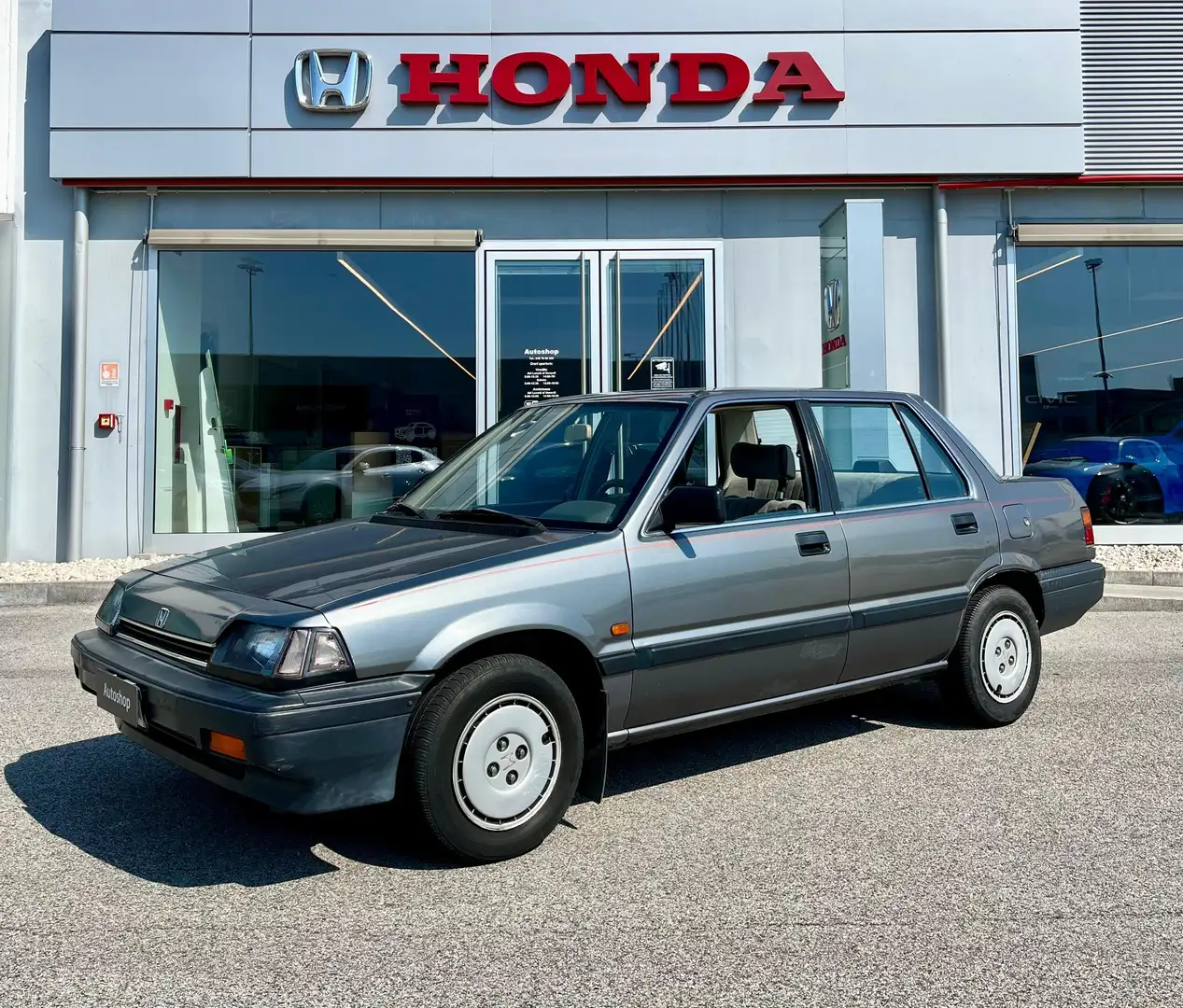 Honda Civic CIVIC 3ª SERIE 4P AMERICANA 1.5 16V Gris - 1
