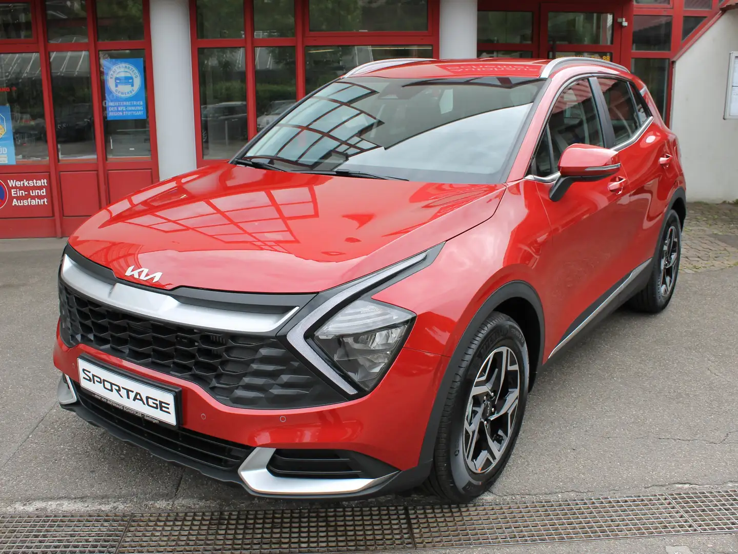 Kia Sportage 1.6 T-GDI 2WD MHEV Automatik Navi Rojo - 2