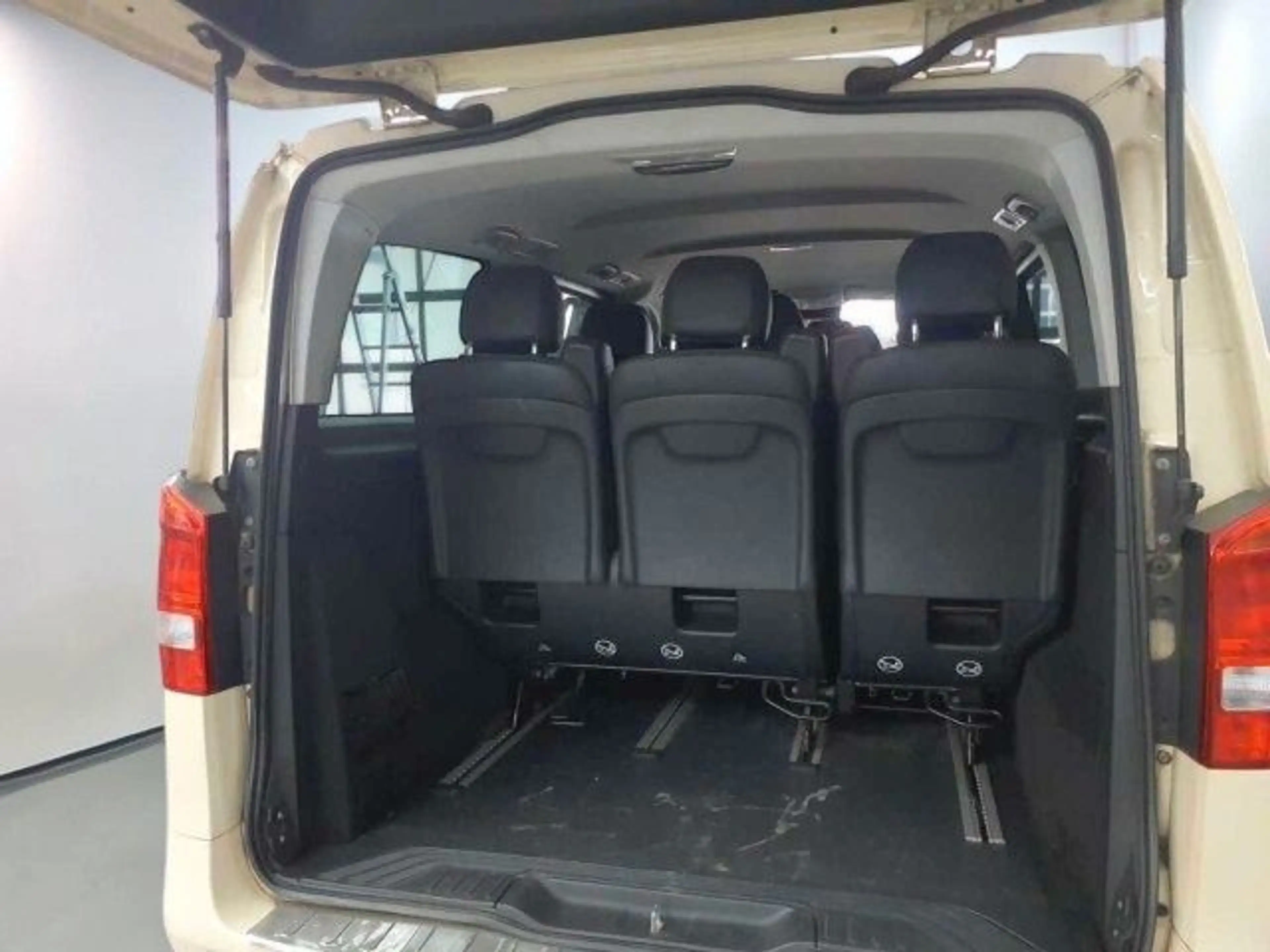 Mercedes-Benz Vito Tourer 116 CDI Pro lang*TAXI*2xSCHIEBE*KAM — photo 9