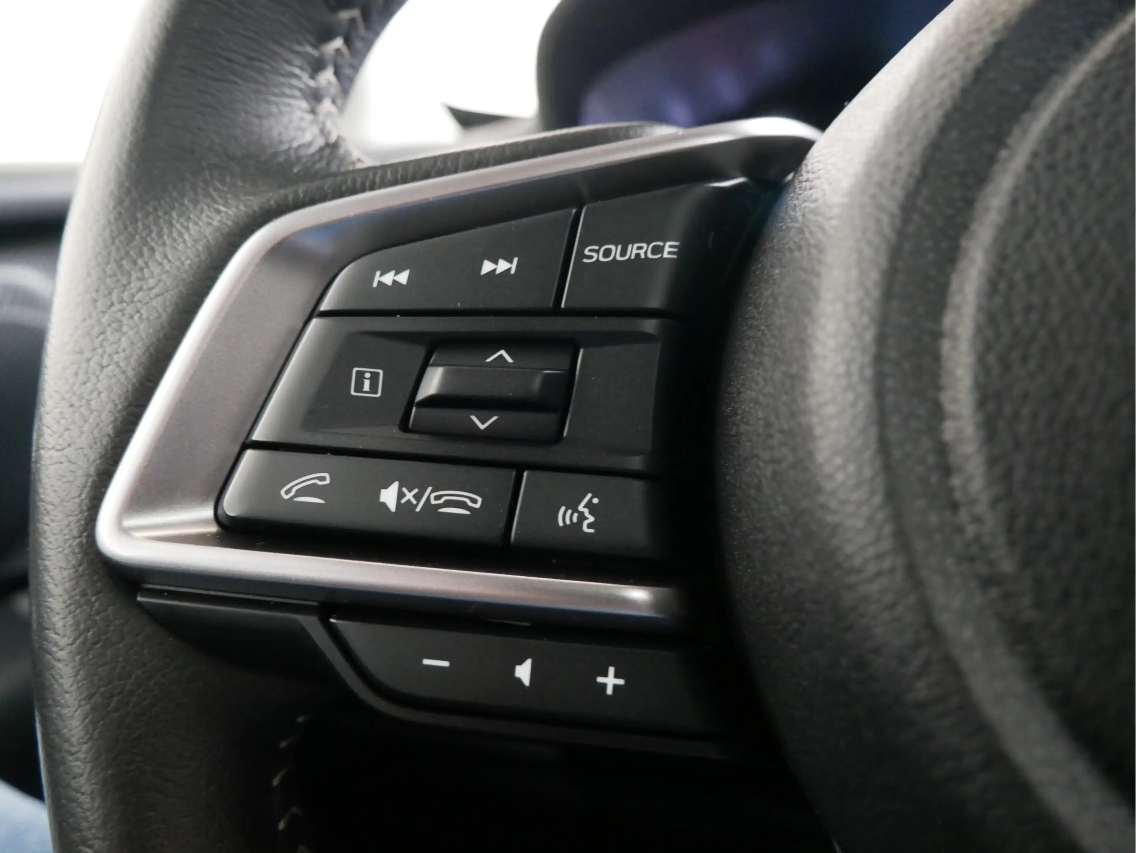 Subaru Crosstrek 2.0i Premium — photo 20