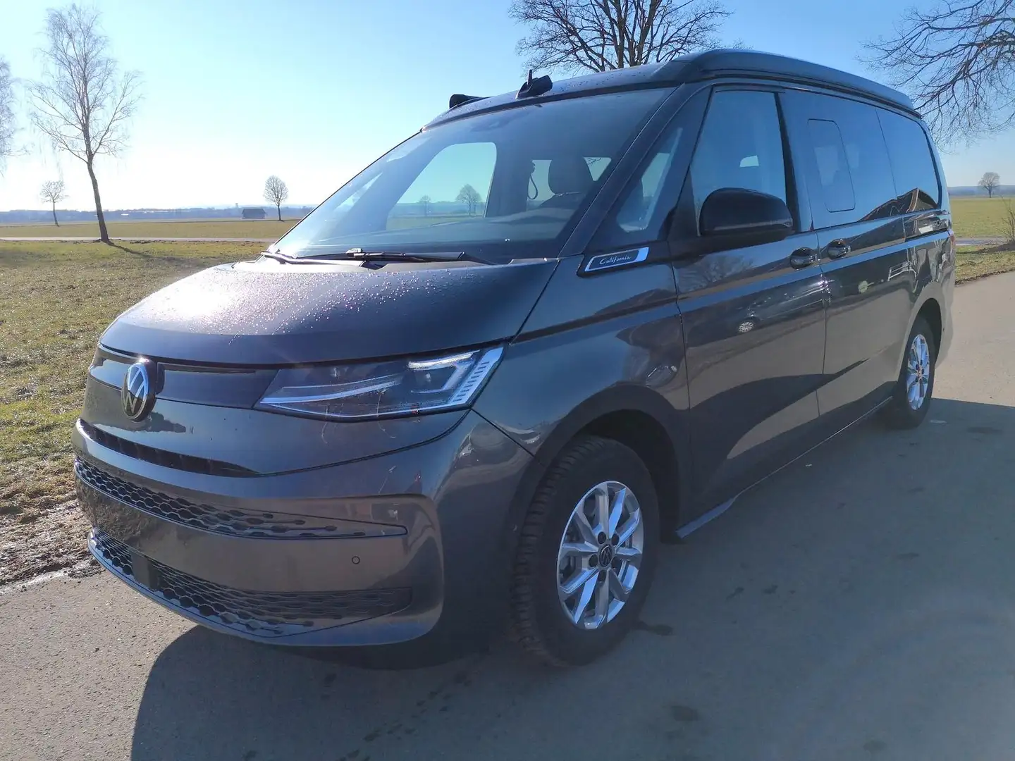 Volkswagen T7 California T7 2.0TDI DSG California Beach GV5 Premium+ Gri - 1
