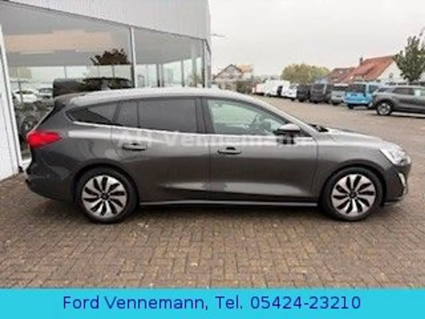 Ford Focus 1.5 EB Cool & Connect Tur.*LED*iACC*PanoSD Grau - 2