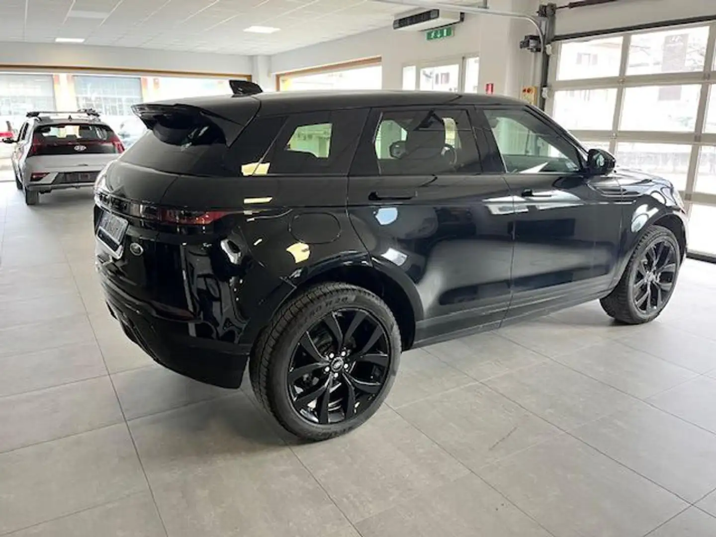 Land Rover Range Rover Evoque 2.0 I4 249 CV AWD Auto R-Dynamic HSE Zwart - 2