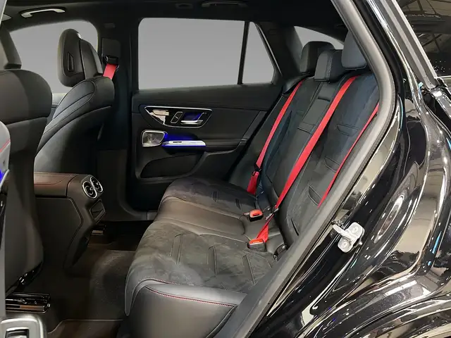 Mercedes-Benz GLC Class view 9